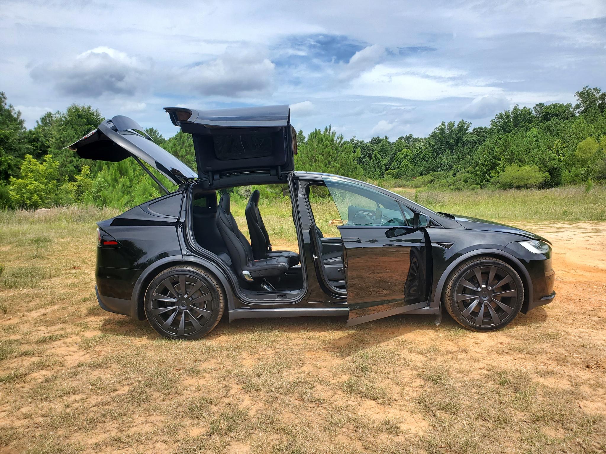 Tesla Model X  2022