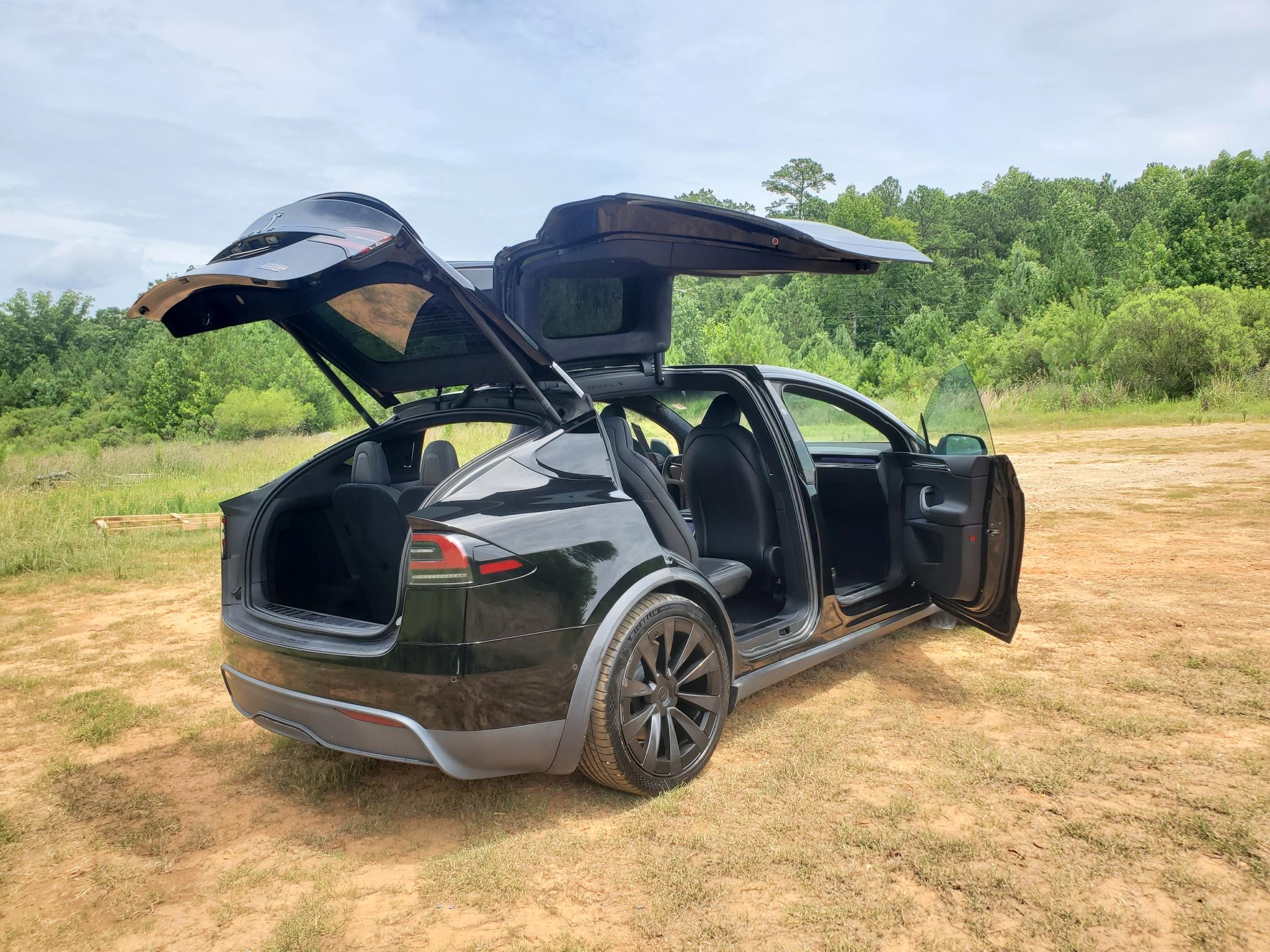 Tesla Model X  2022