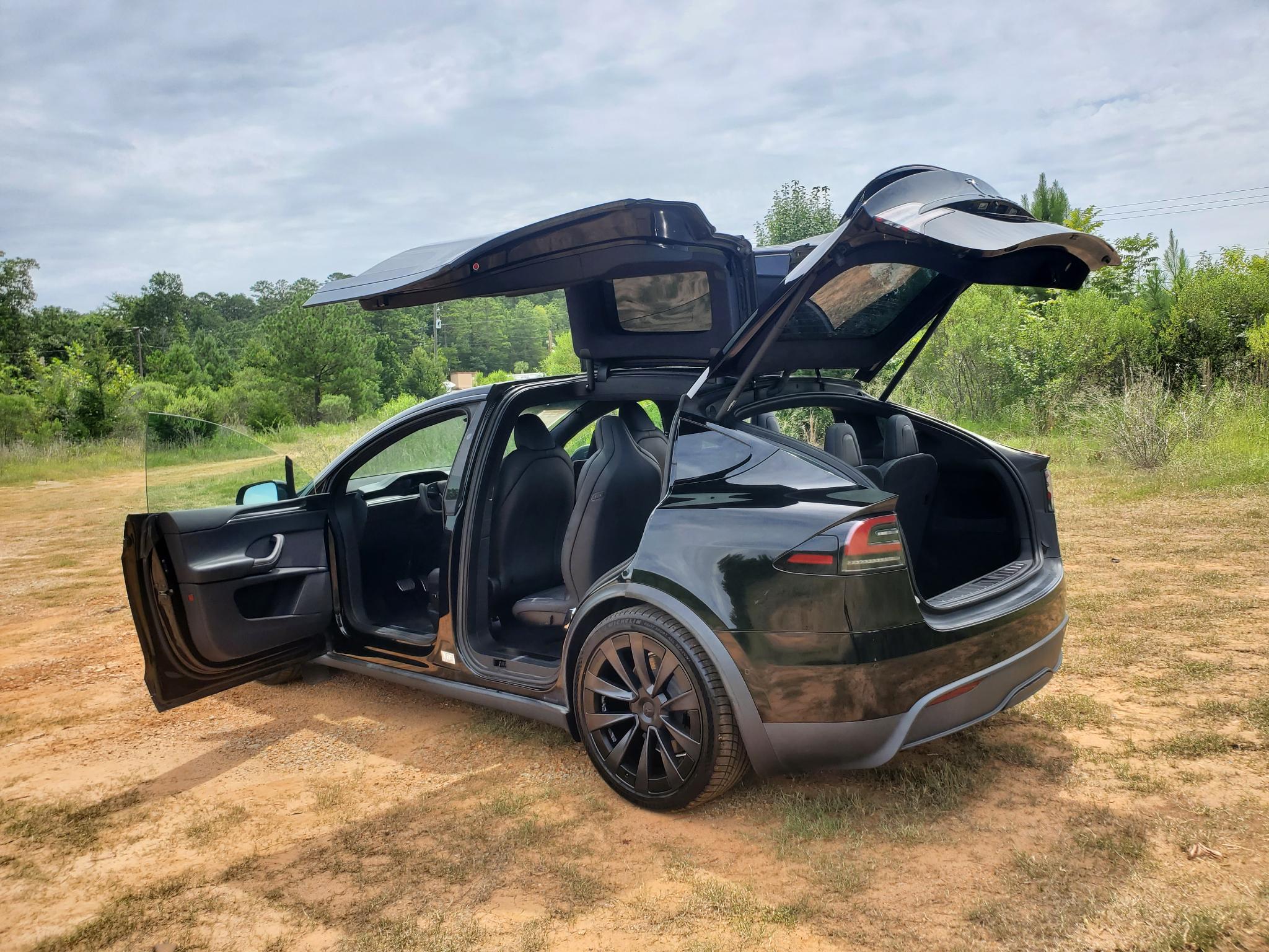 Tesla Model X  2022