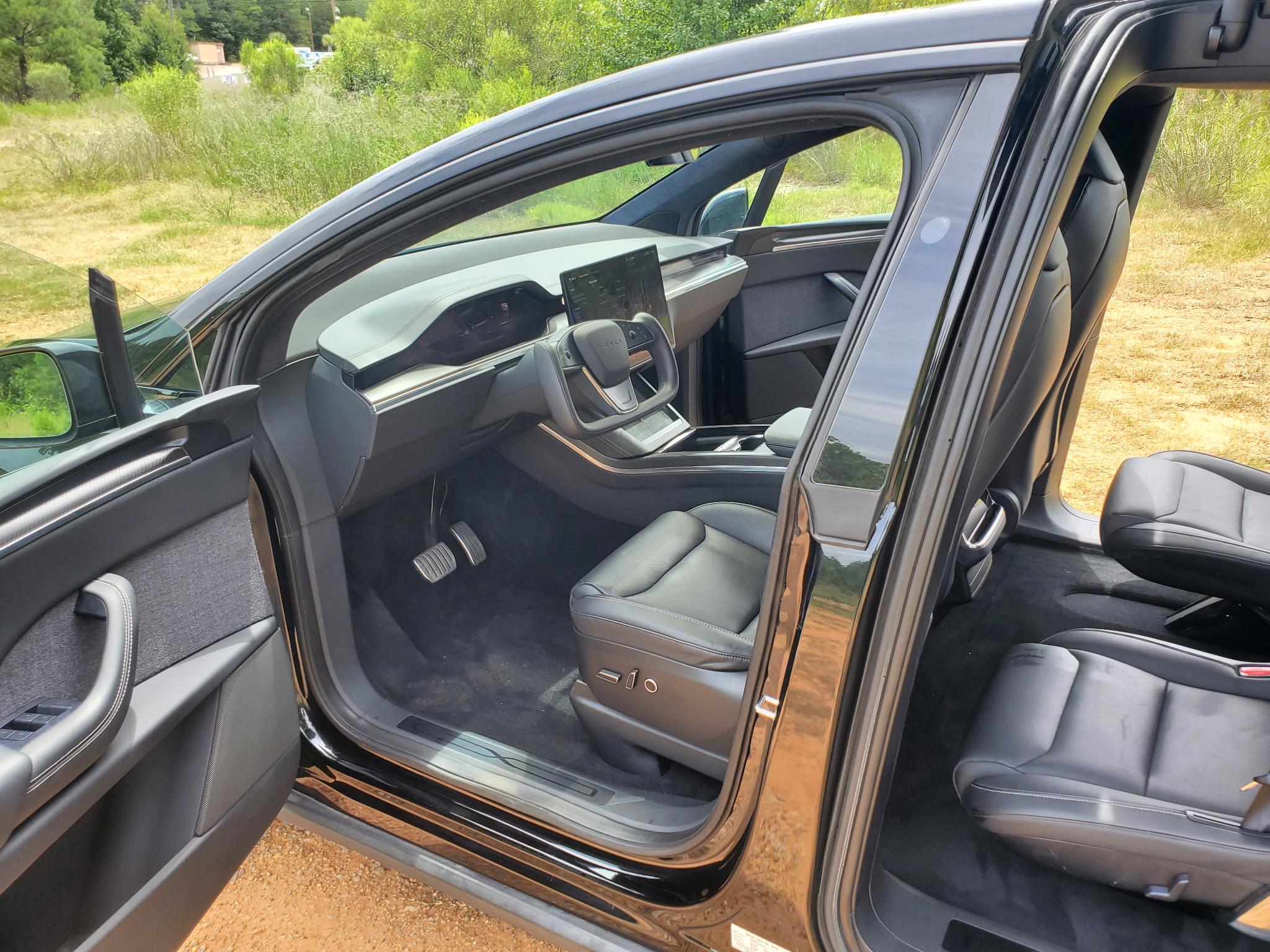 Tesla Model X  2022