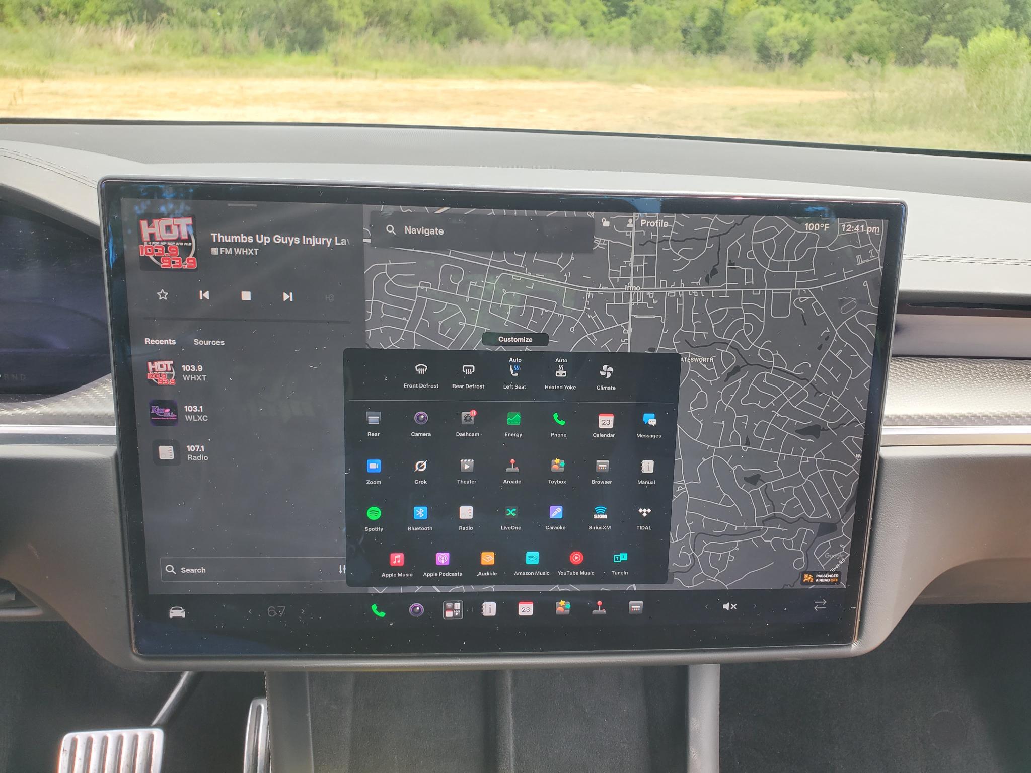 Tesla Model X  2022