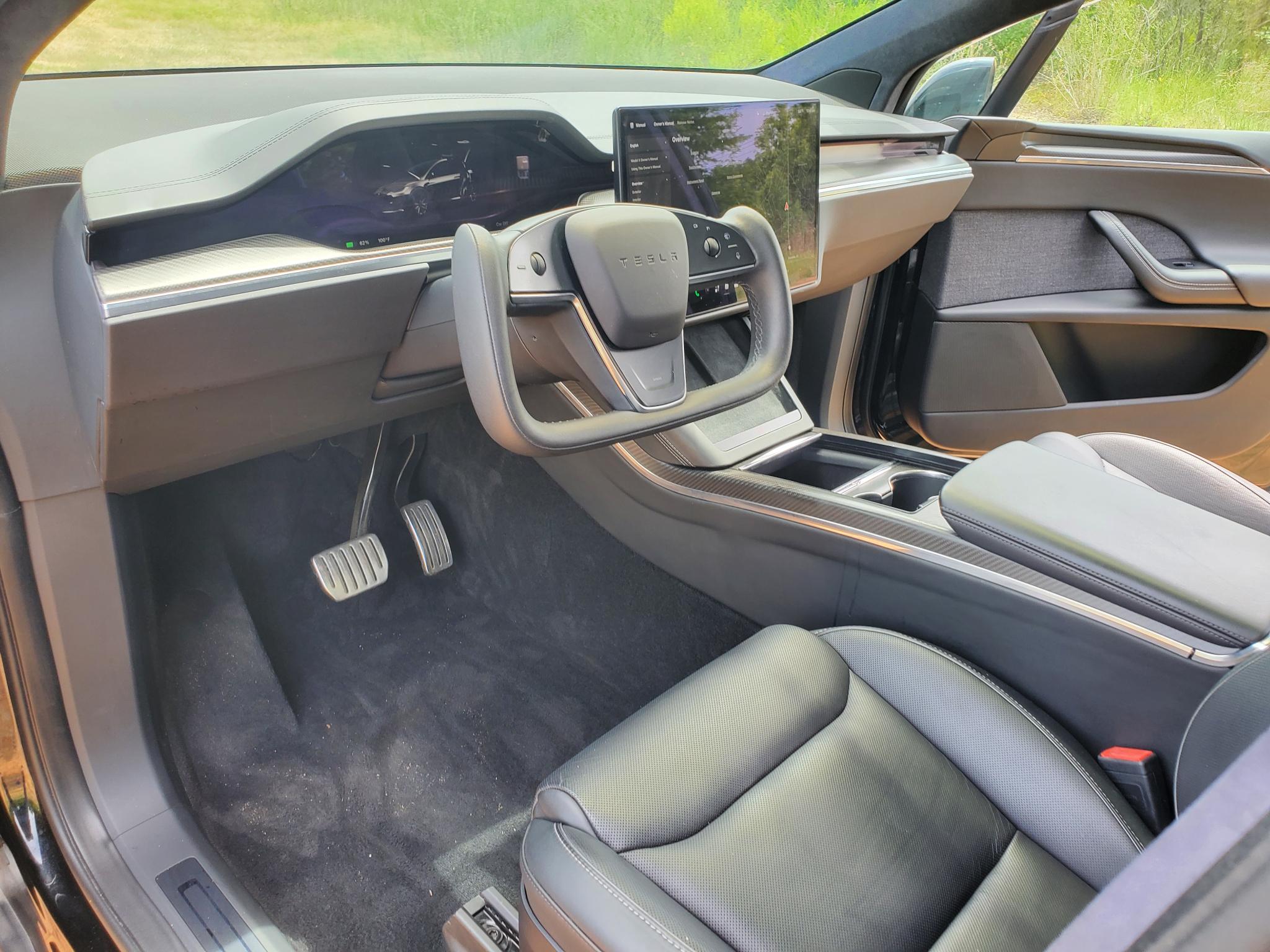 Tesla Model X  2022