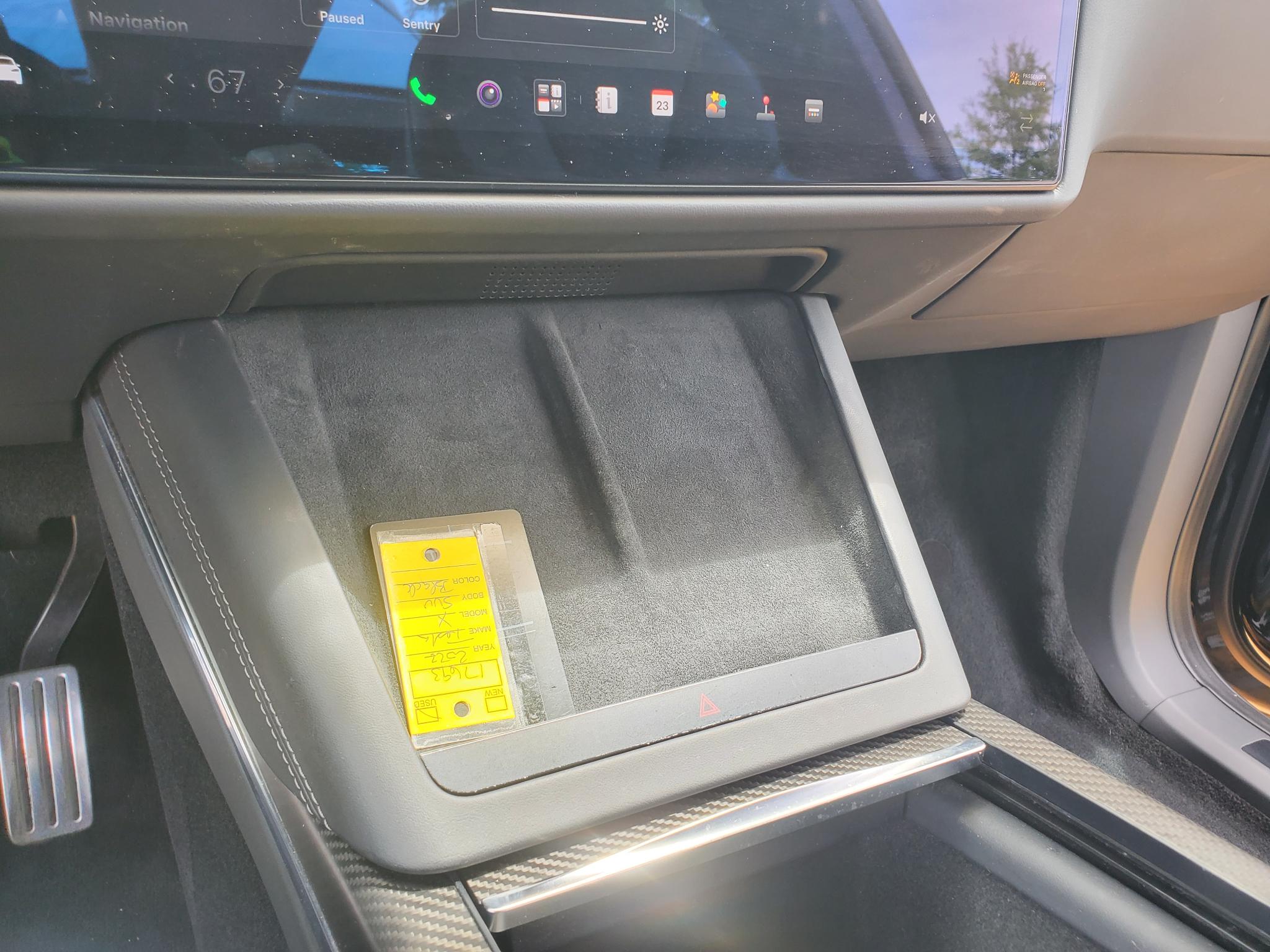 Tesla Model X  2022