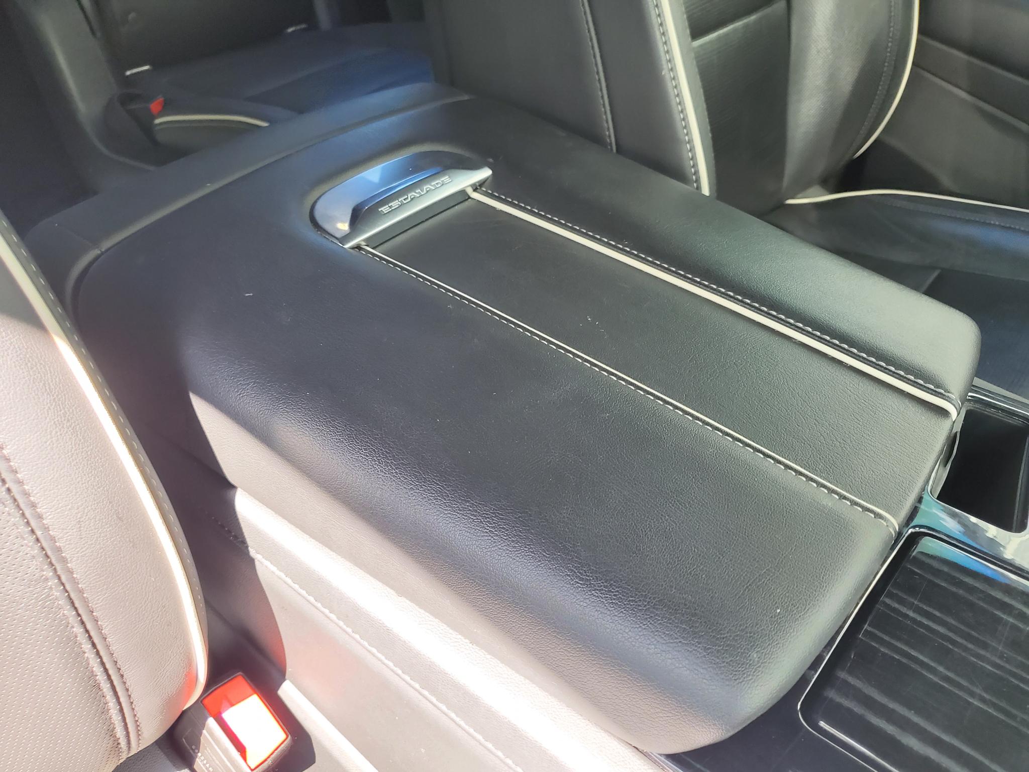 Cadillac Escalade  2021