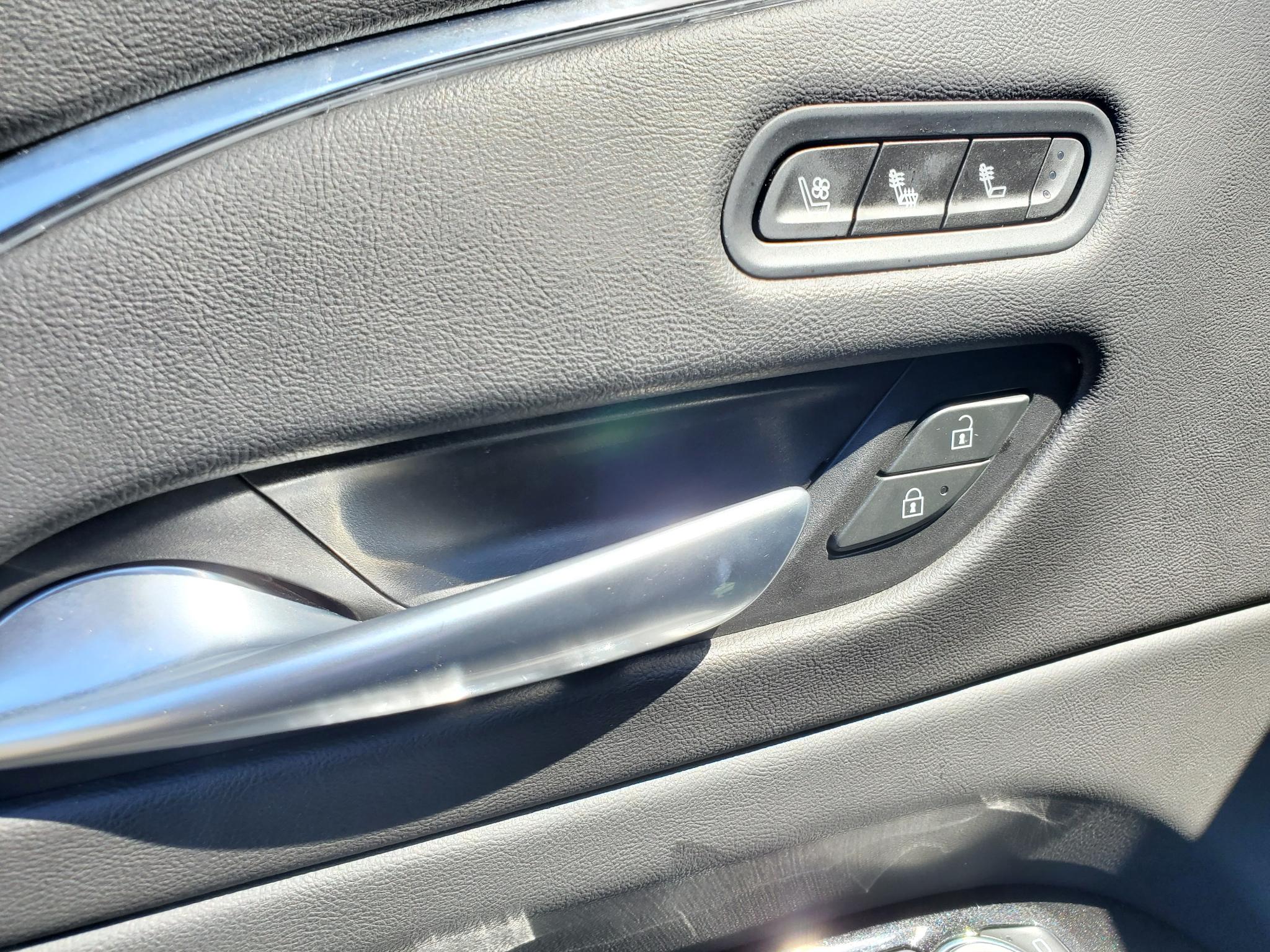 Cadillac Escalade  2021