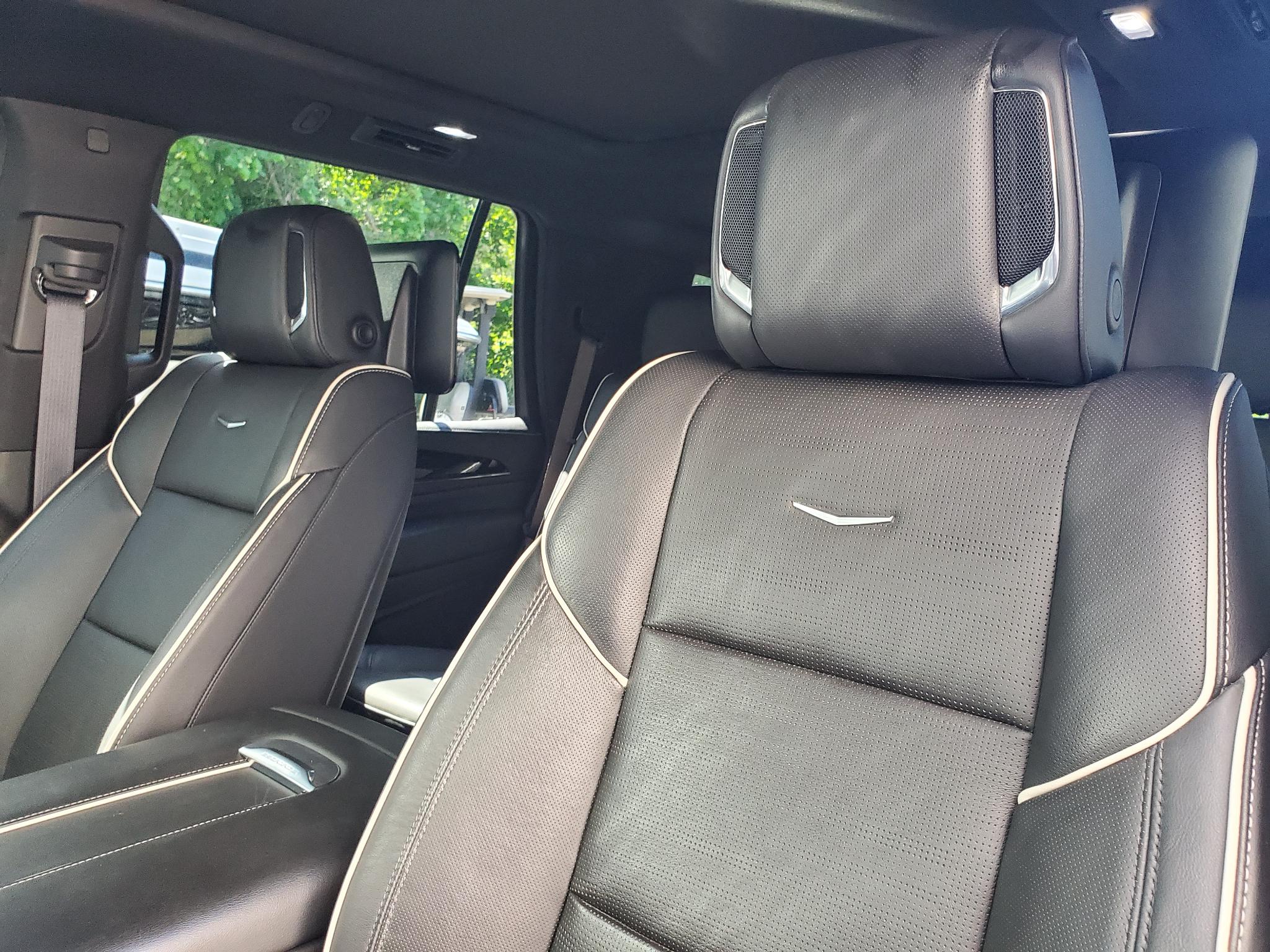 Cadillac Escalade  2021