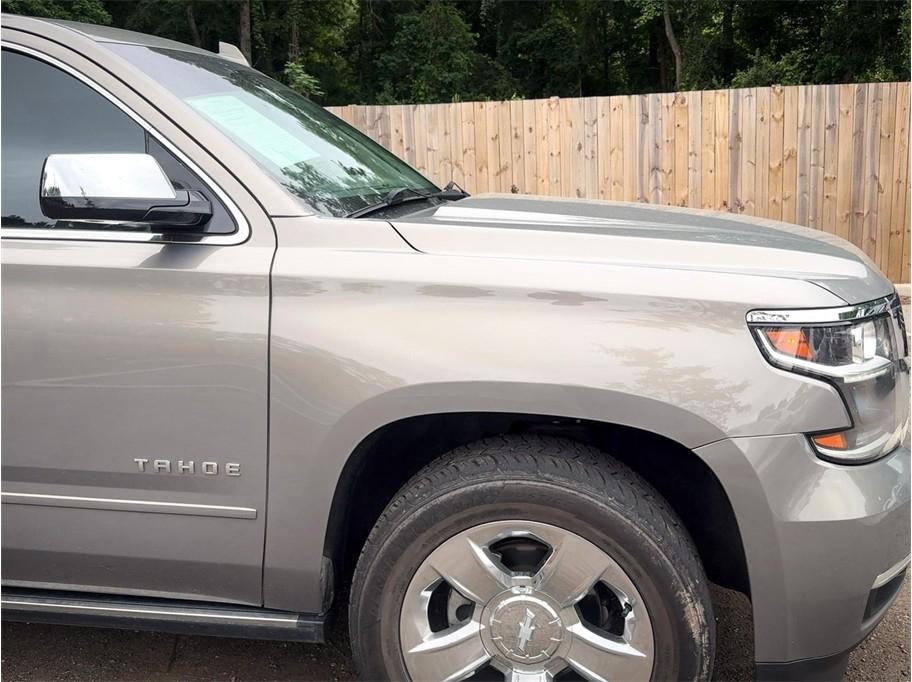 Chevrolet Tahoe 4WD 4dr Premier 2019