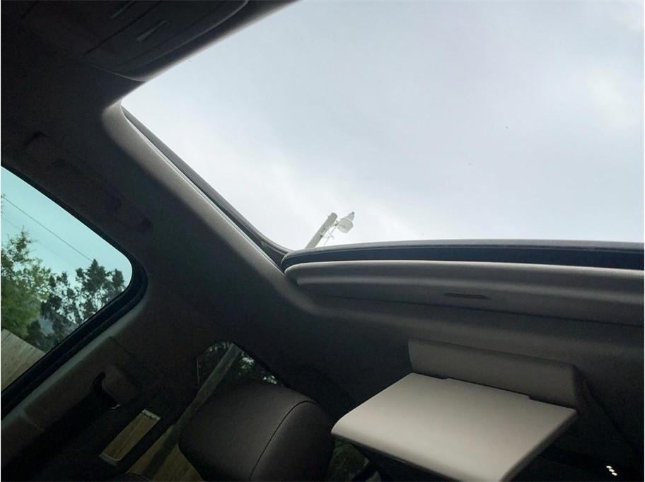 Chevrolet Tahoe 4WD 4dr Premier 2019