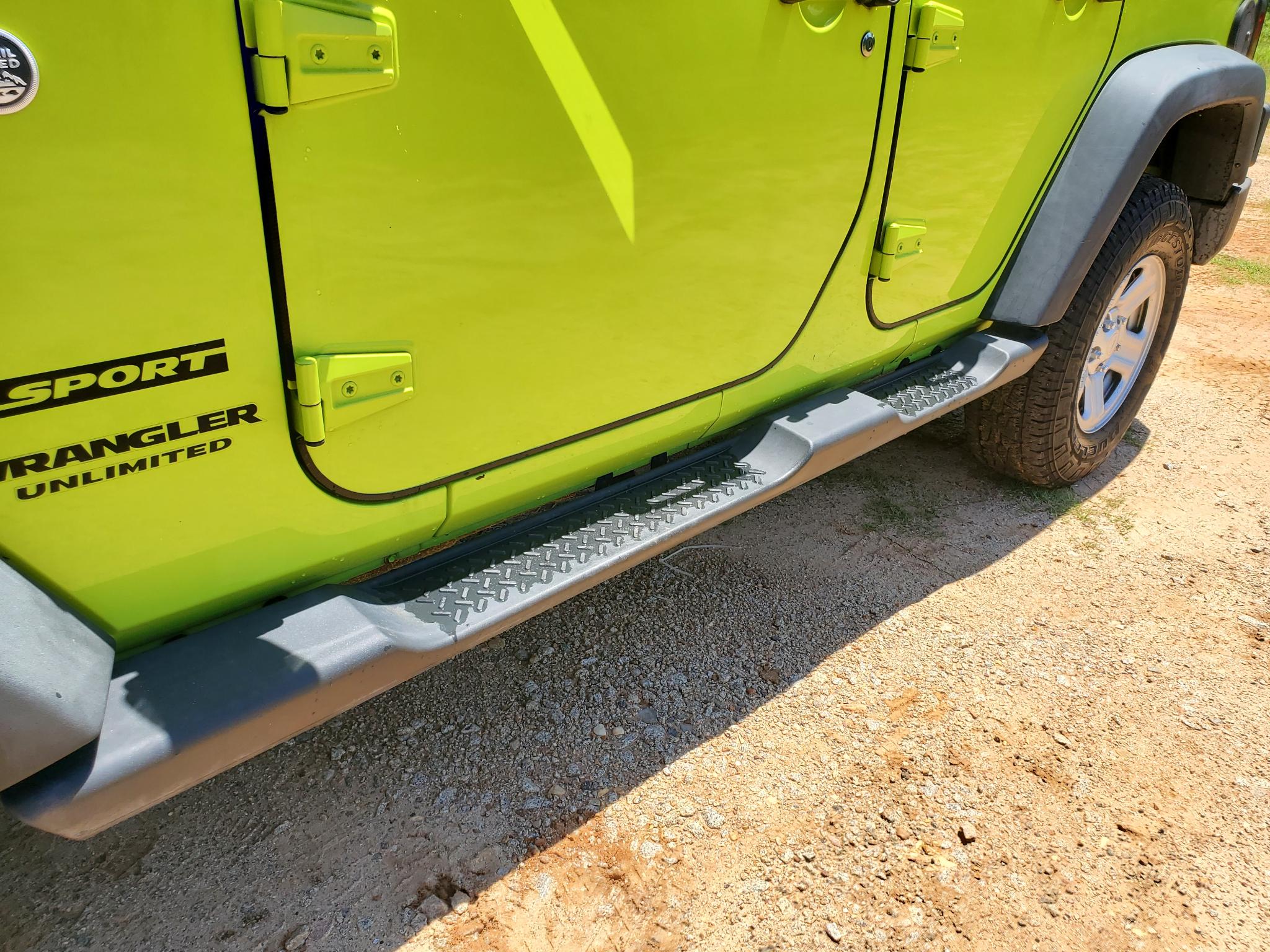 Jeep Wrangler Unlimited 4WD 4dr Sport 2016