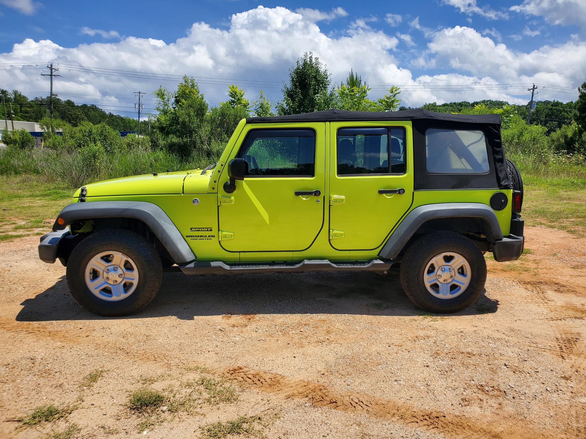 Jeep Wrangler Unlimited 4WD 4dr Sport 2016
