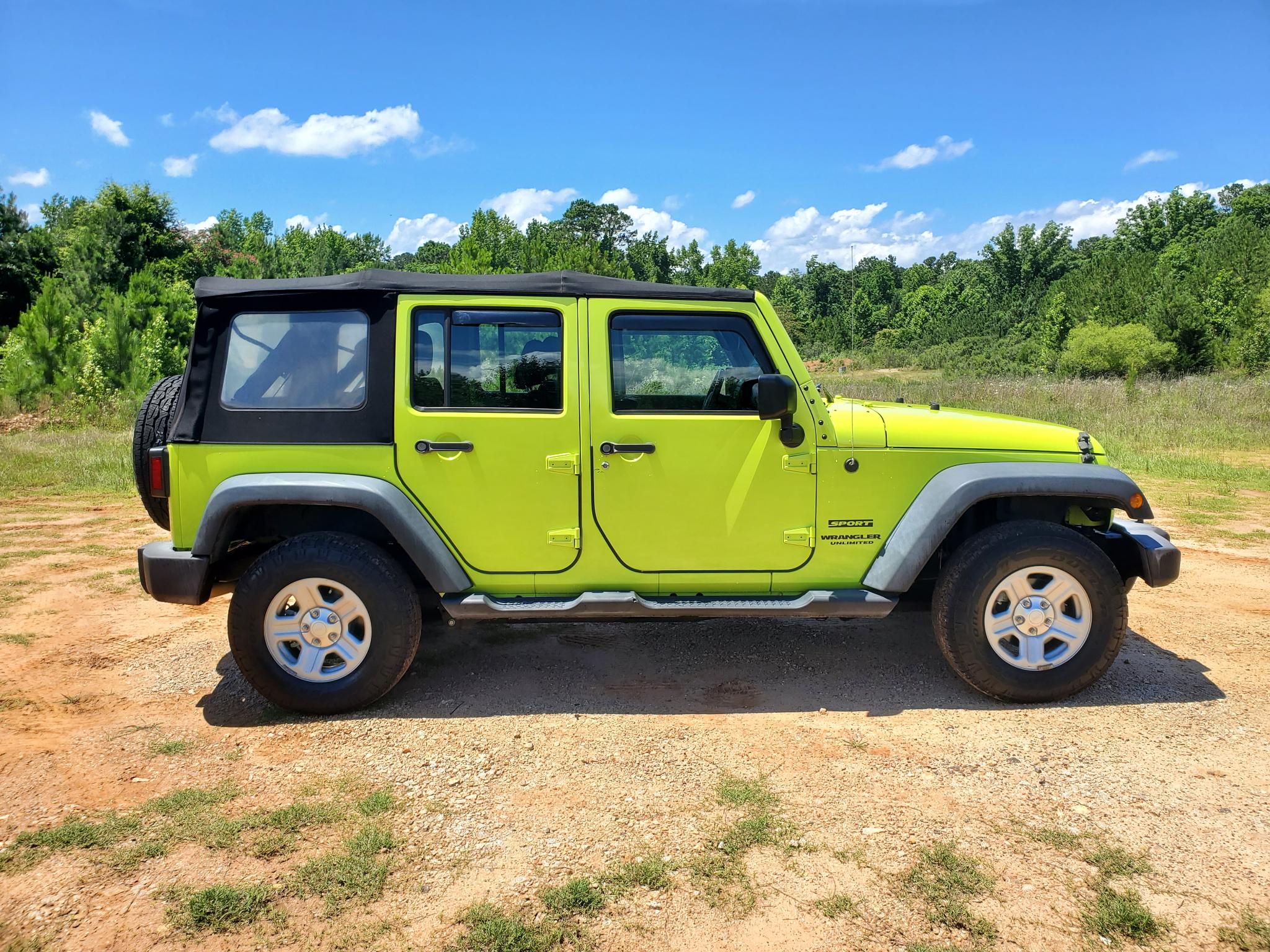 Jeep Wrangler Unlimited 4WD 4dr Sport 2016