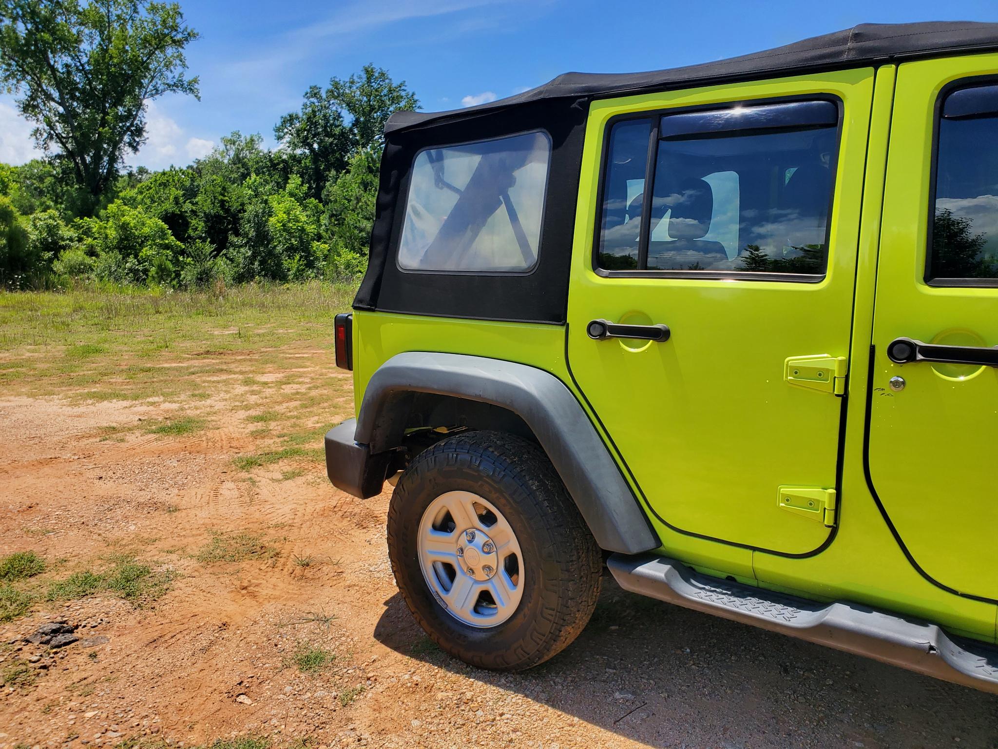 Jeep Wrangler Unlimited 4WD 4dr Sport 2016