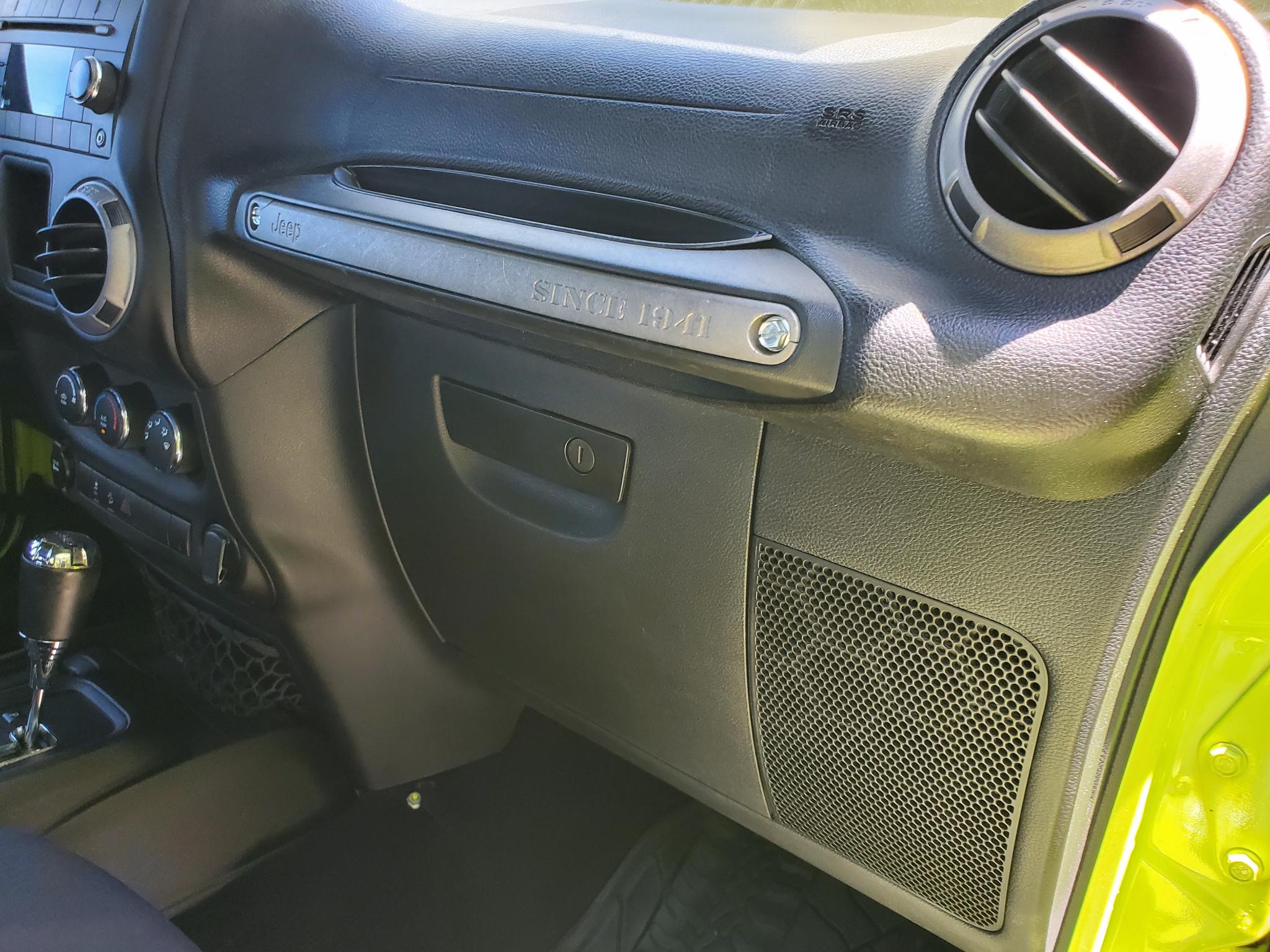 Jeep Wrangler Unlimited 4WD 4dr Sport 2016