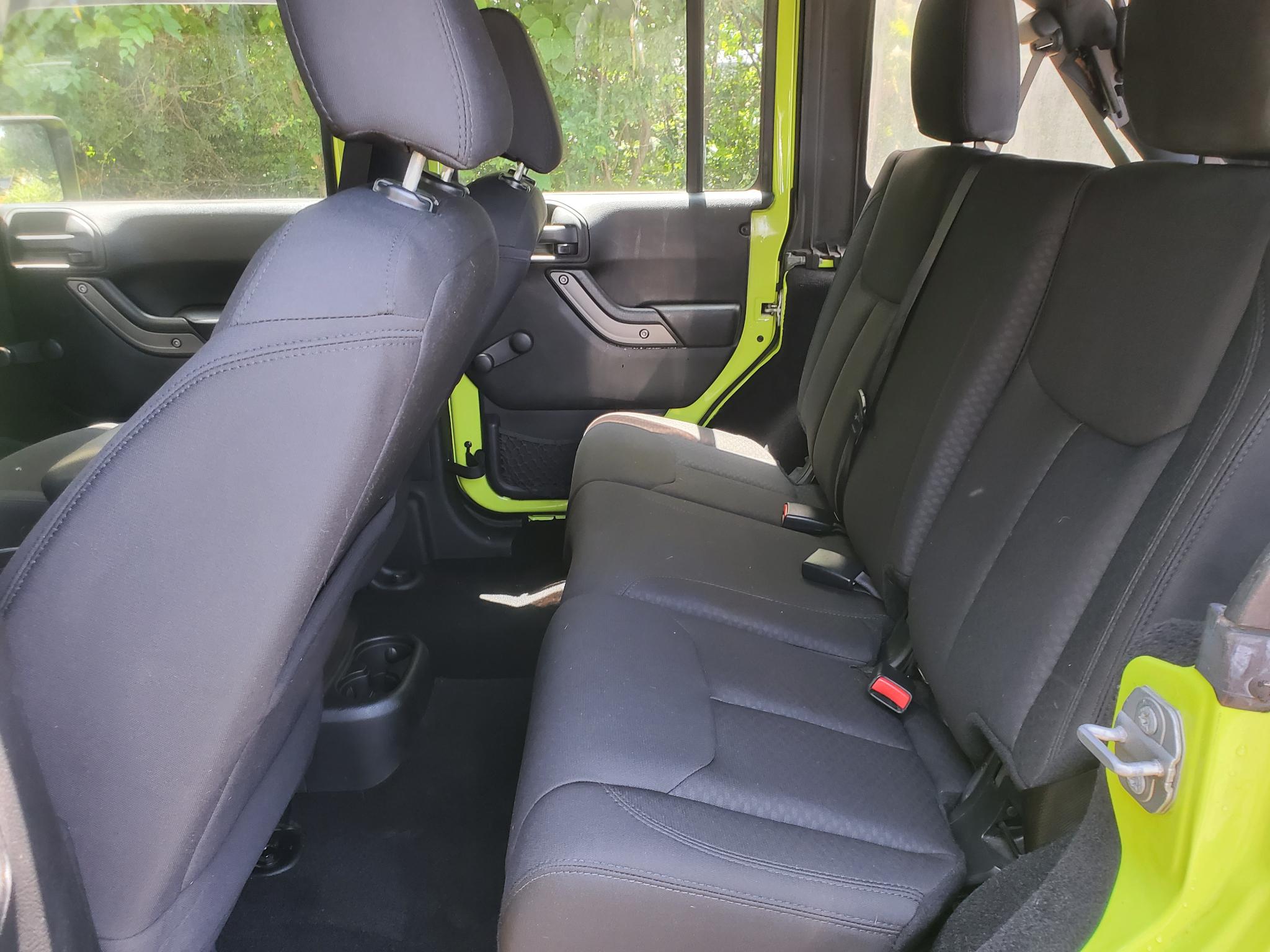 Jeep Wrangler Unlimited 4WD 4dr Sport 2016