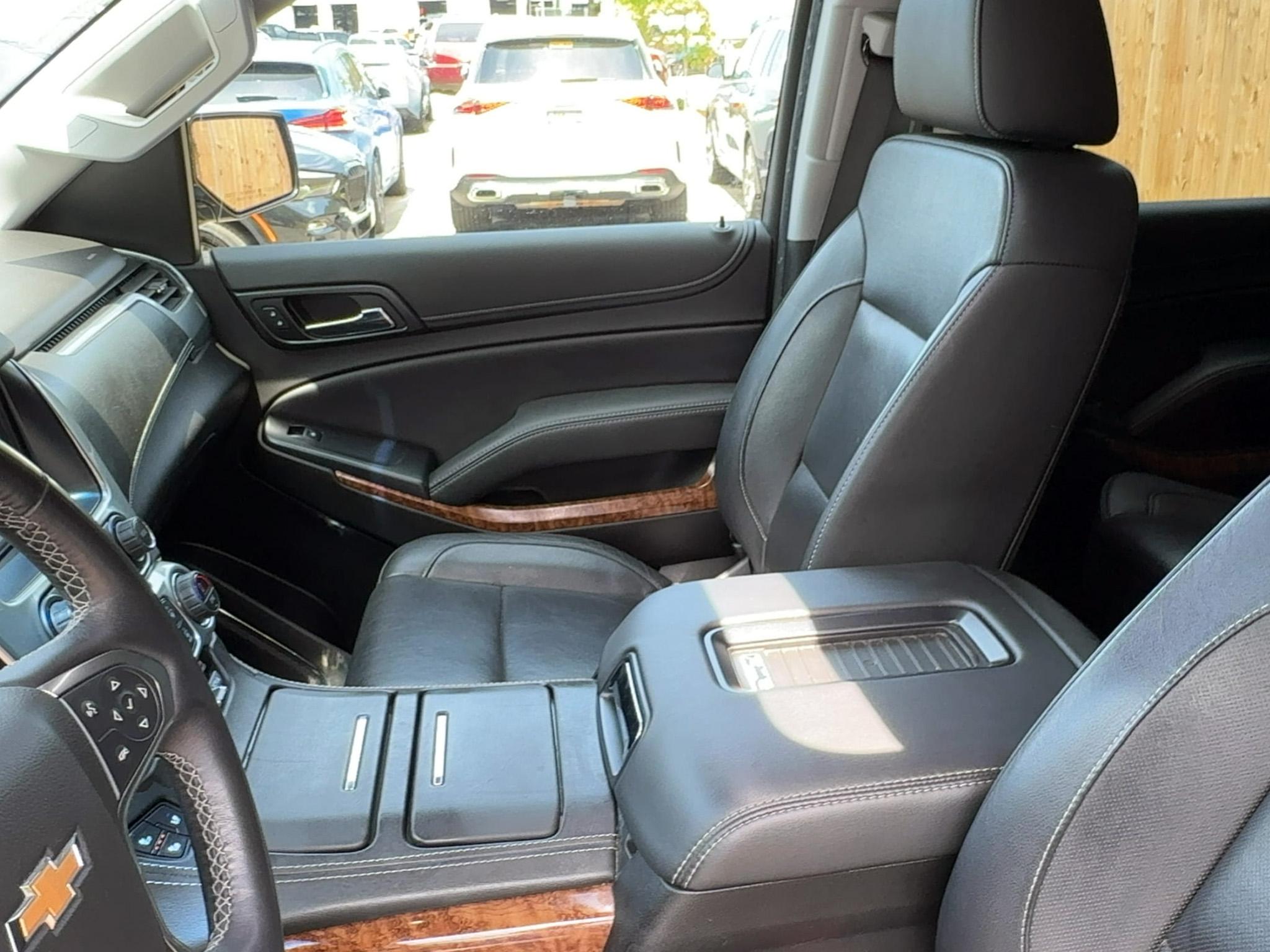 Chevrolet Tahoe 4WD 4dr Premier 2018