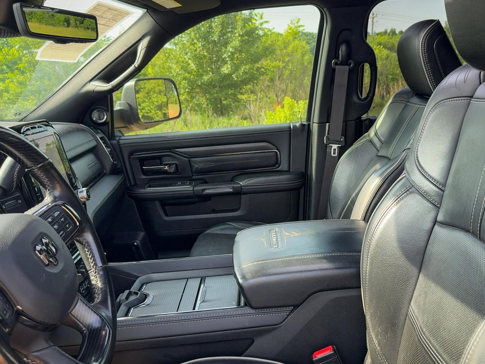 RAM 2500 Limited 4x4 Crew Cab 6'4" Box 2022