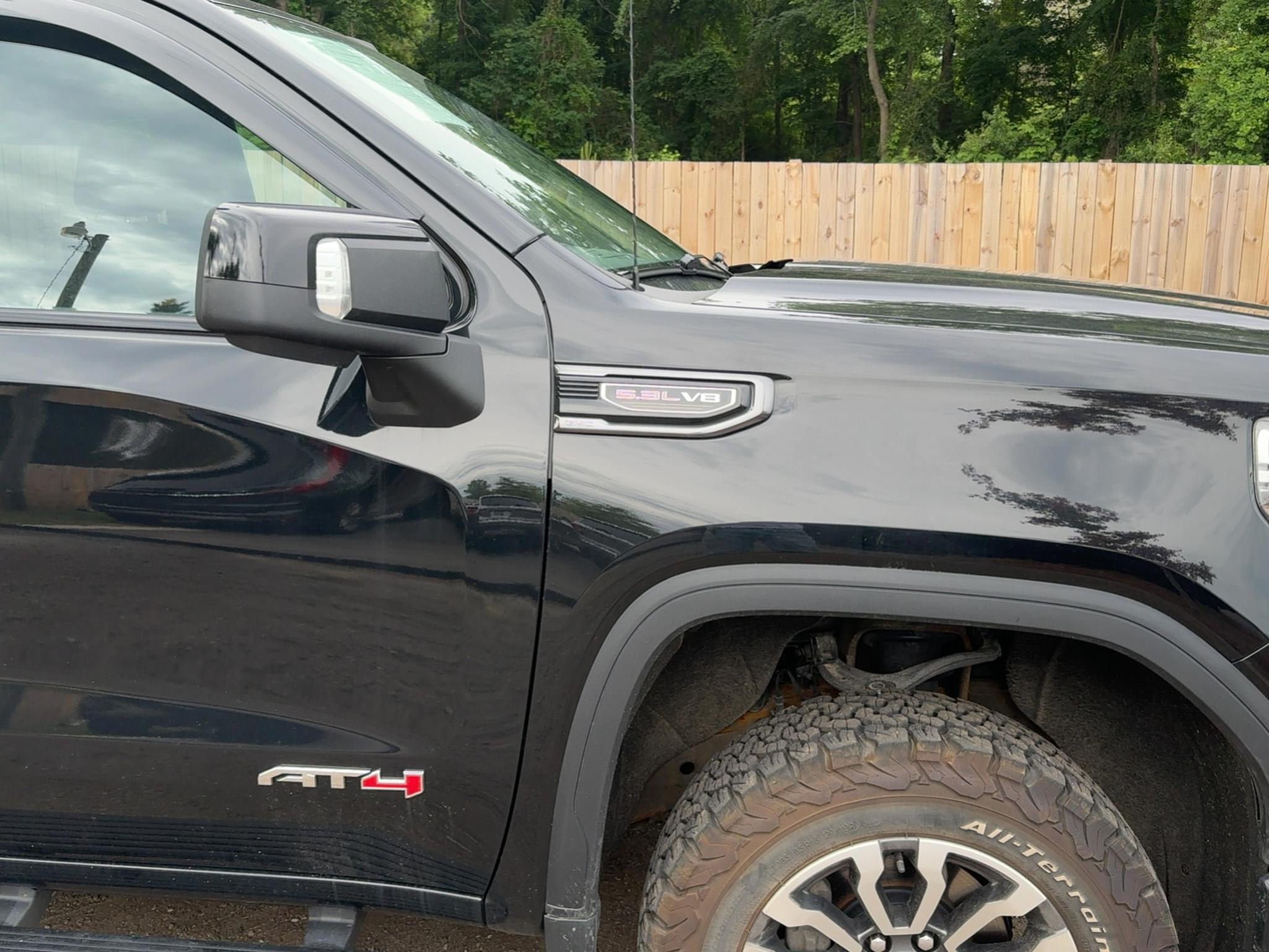 GMC Sierra 1500 4WD Crew Cab 147" AT4 2021
