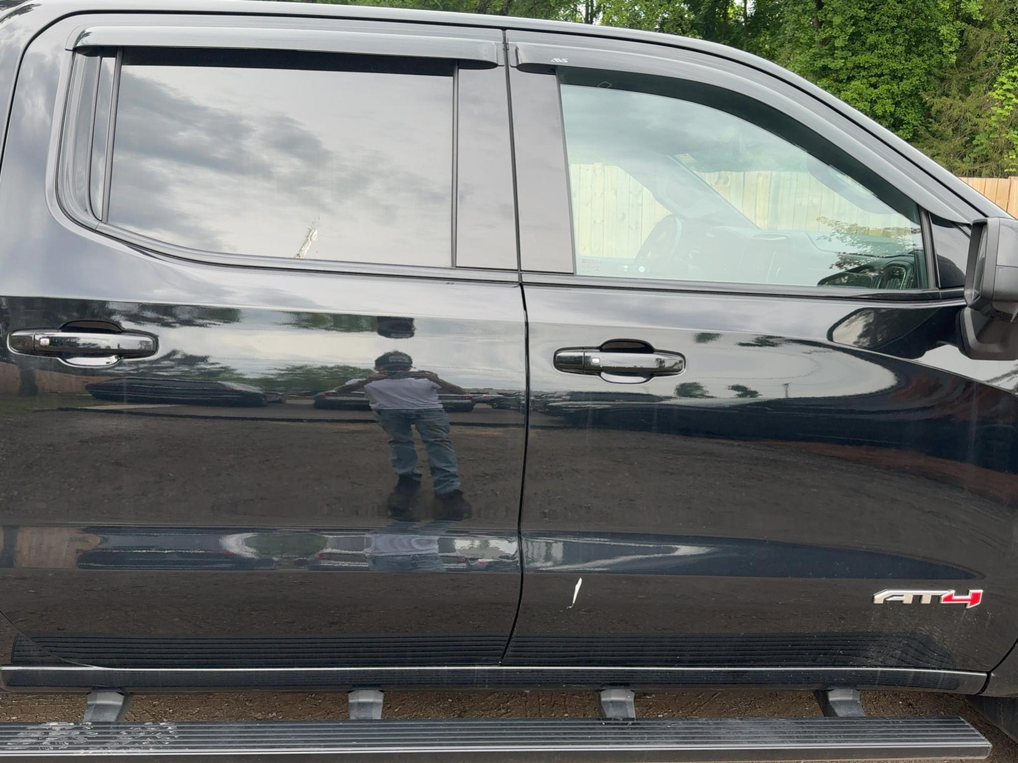 GMC Sierra 1500 4WD Crew Cab 147" AT4 2021