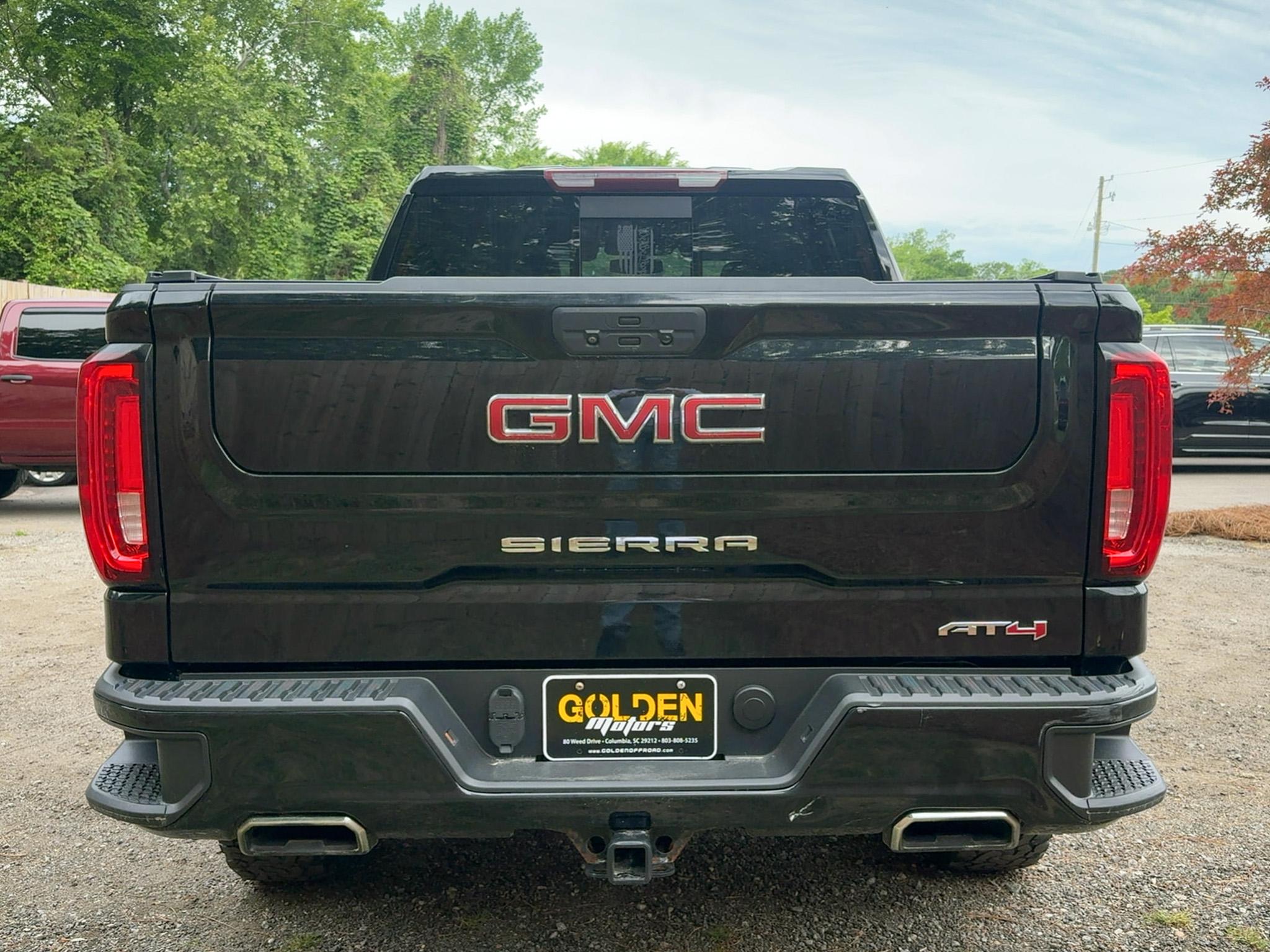 GMC Sierra 1500 4WD Crew Cab 147" AT4 2021