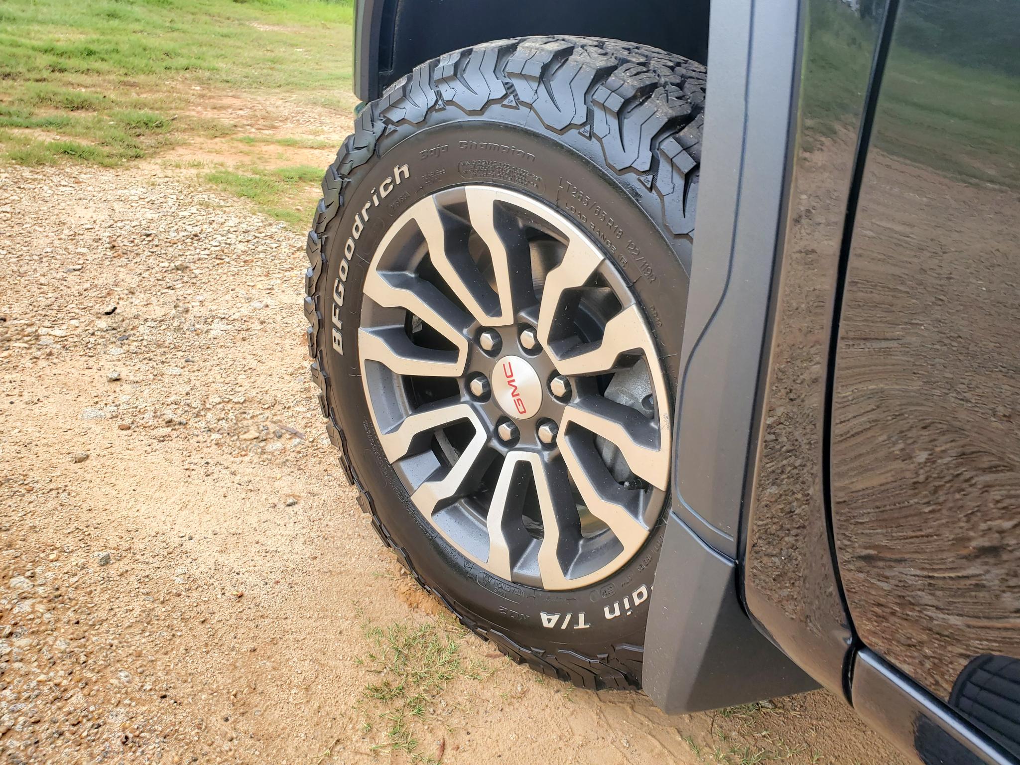 GMC Sierra 1500 4WD Crew Cab 147" AT4 2021