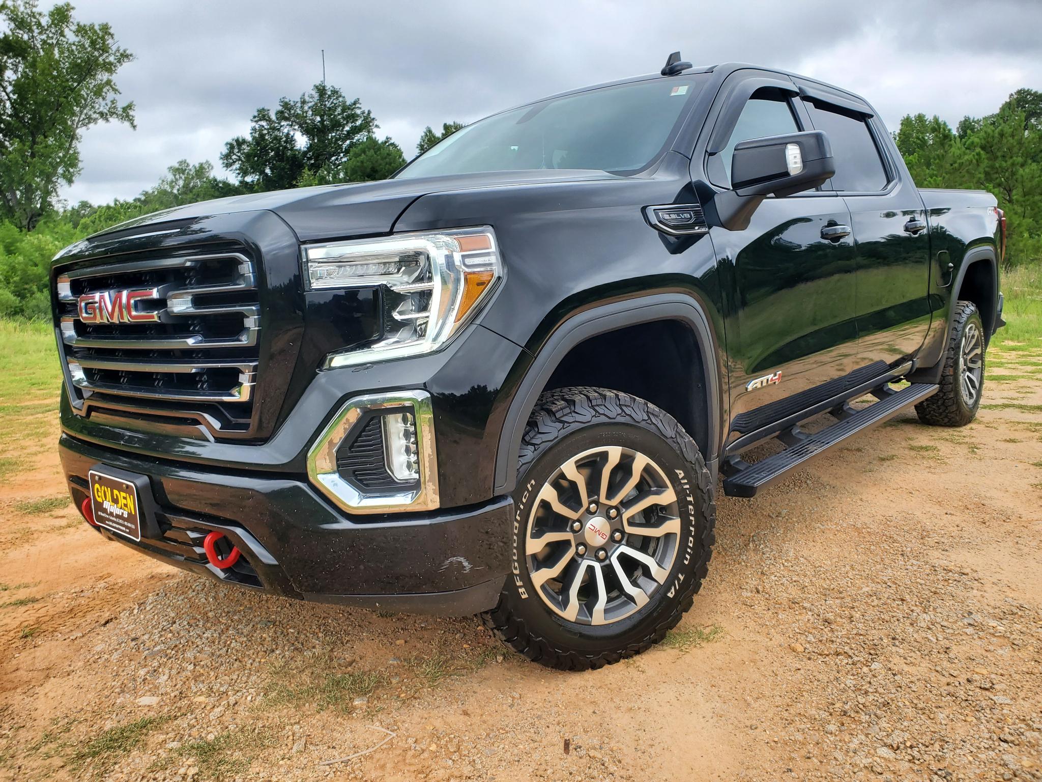 GMC Sierra 1500 4WD Crew Cab 147" AT4 2021