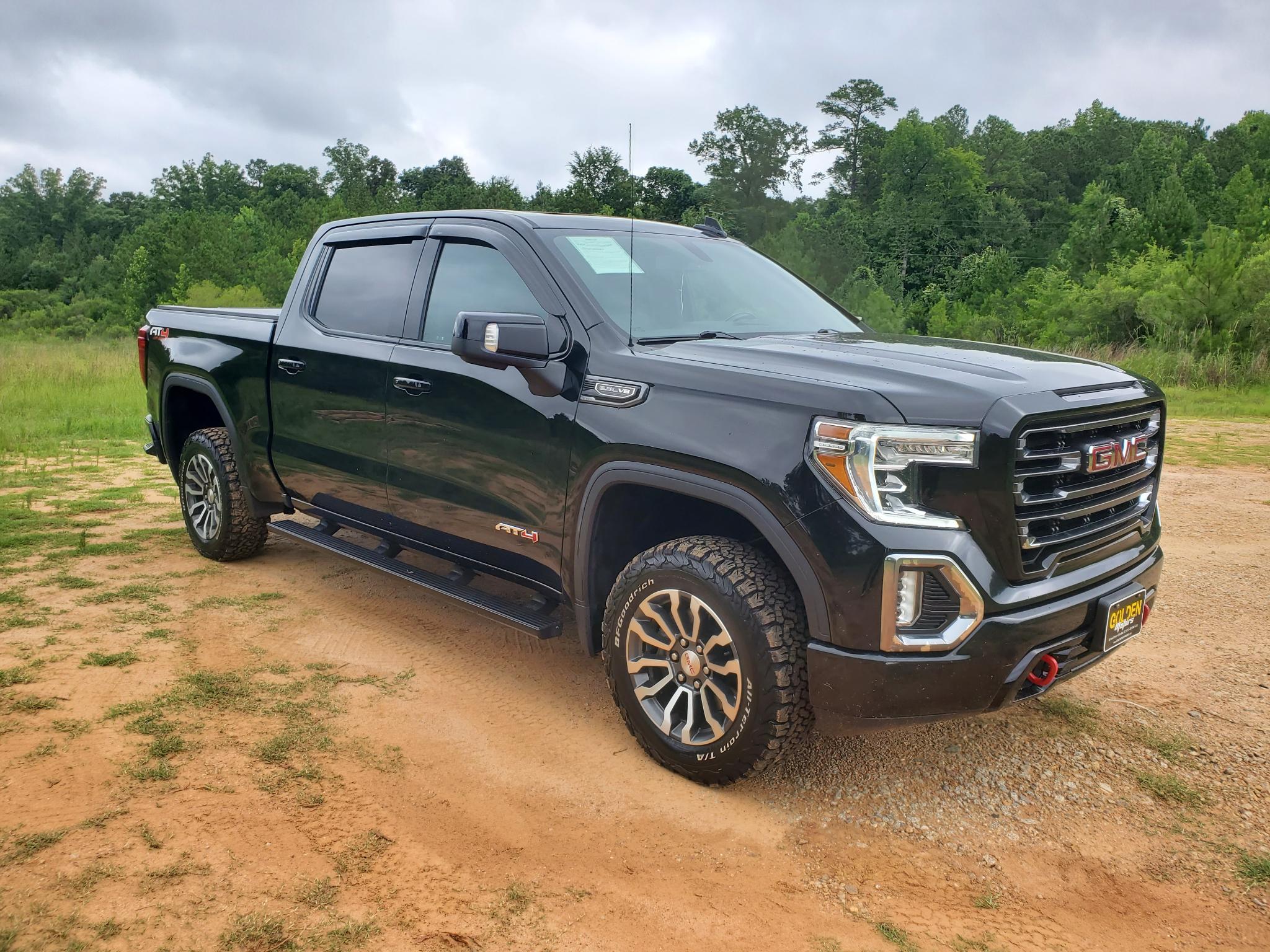 GMC Sierra 1500 4WD Crew Cab 147" AT4 2021