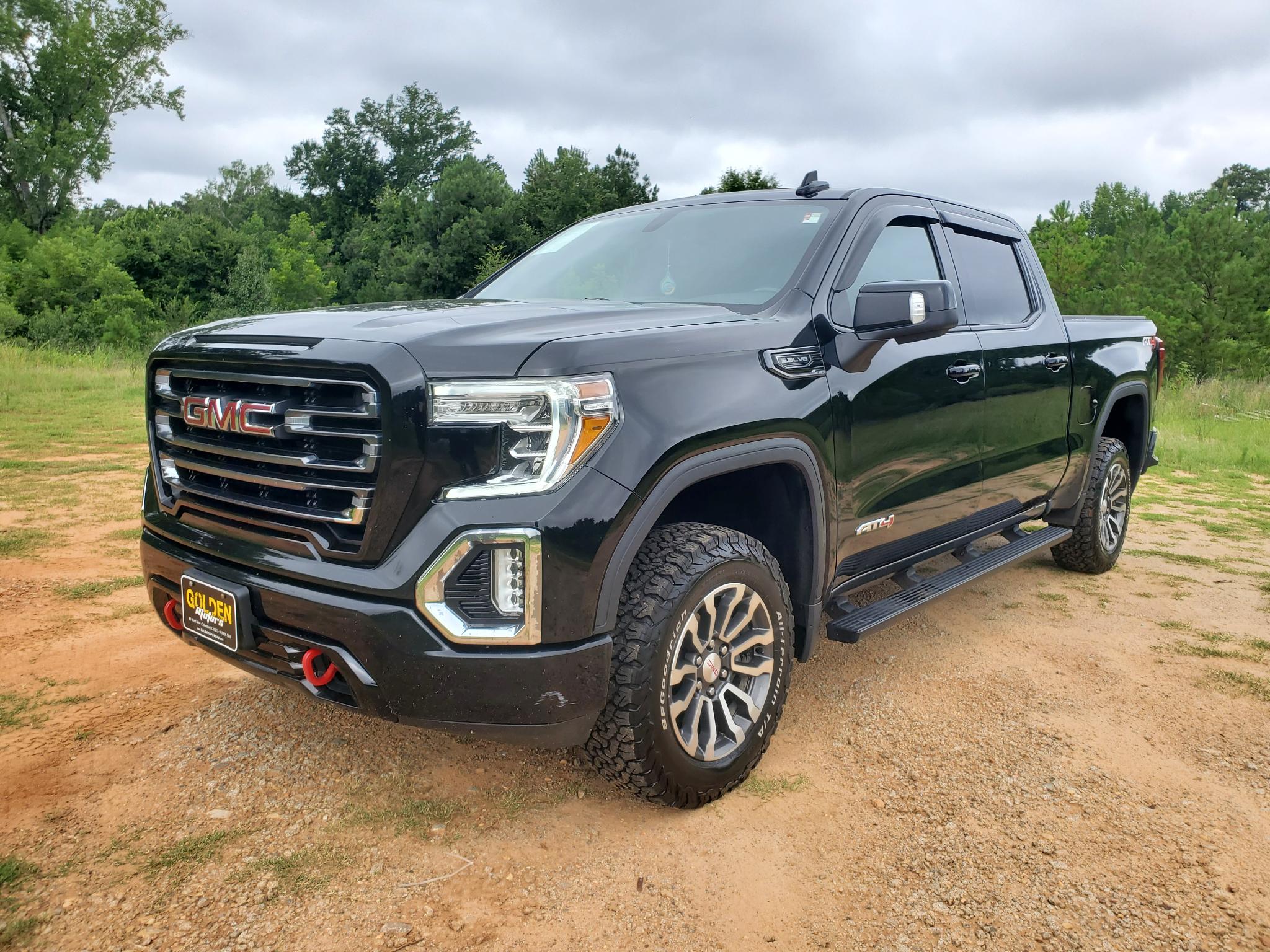GMC Sierra 1500 4WD Crew Cab 147" AT4 2021