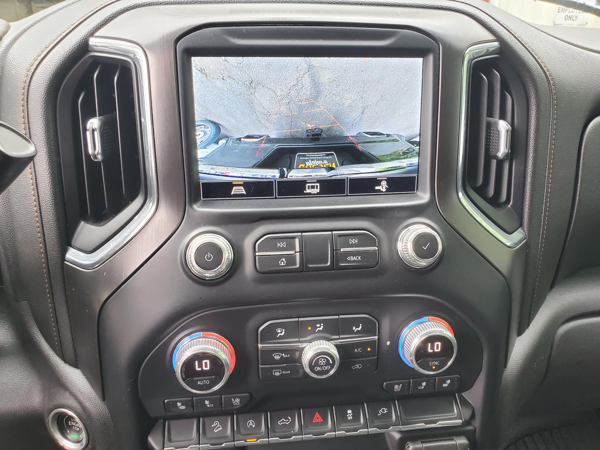 GMC Sierra 1500 4WD Crew Cab 147" AT4 2021