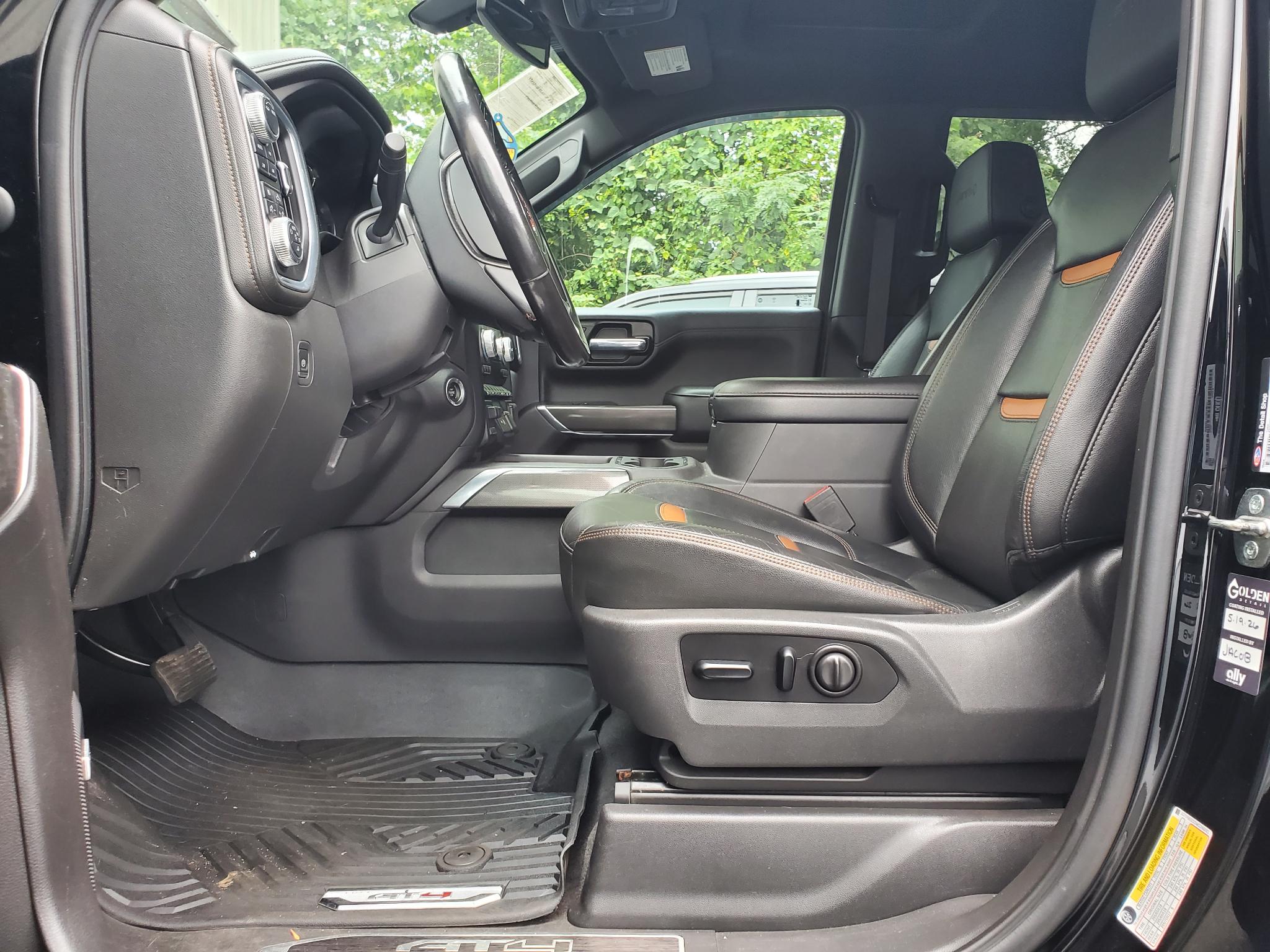 GMC Sierra 1500 4WD Crew Cab 147" AT4 2021