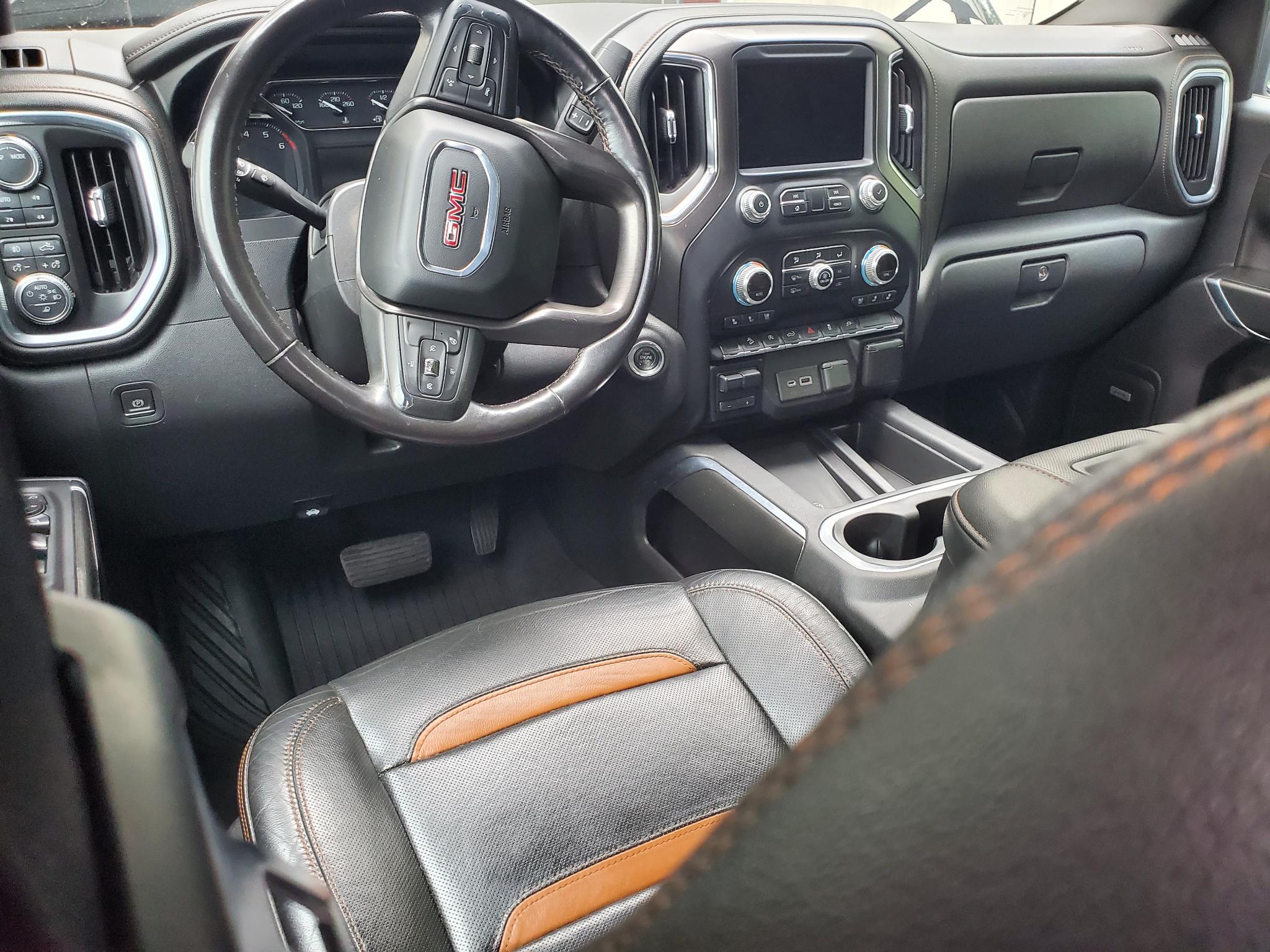 GMC Sierra 1500 4WD Crew Cab 147" AT4 2021