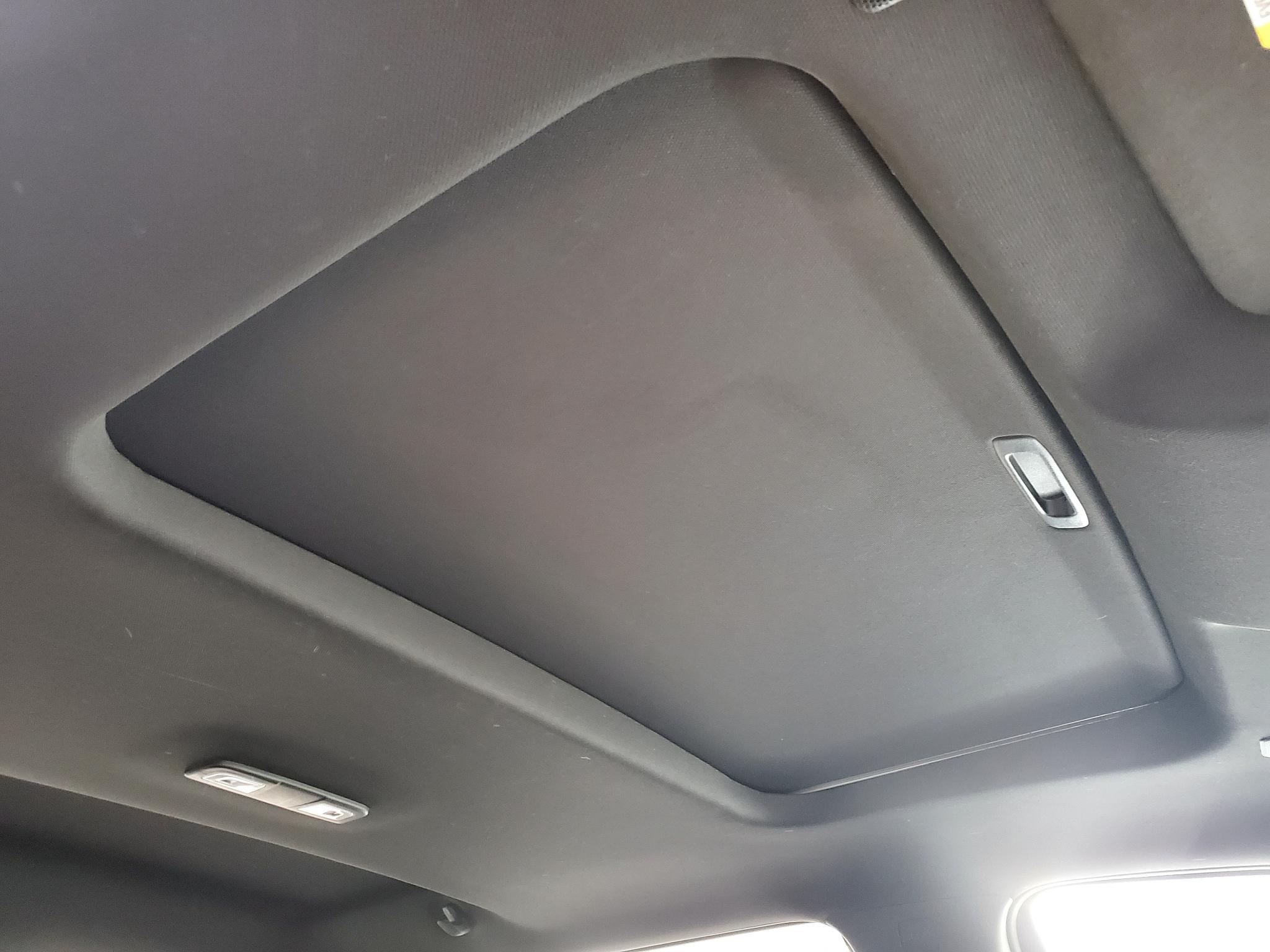 GMC Sierra 1500 4WD Crew Cab 147" AT4 2021