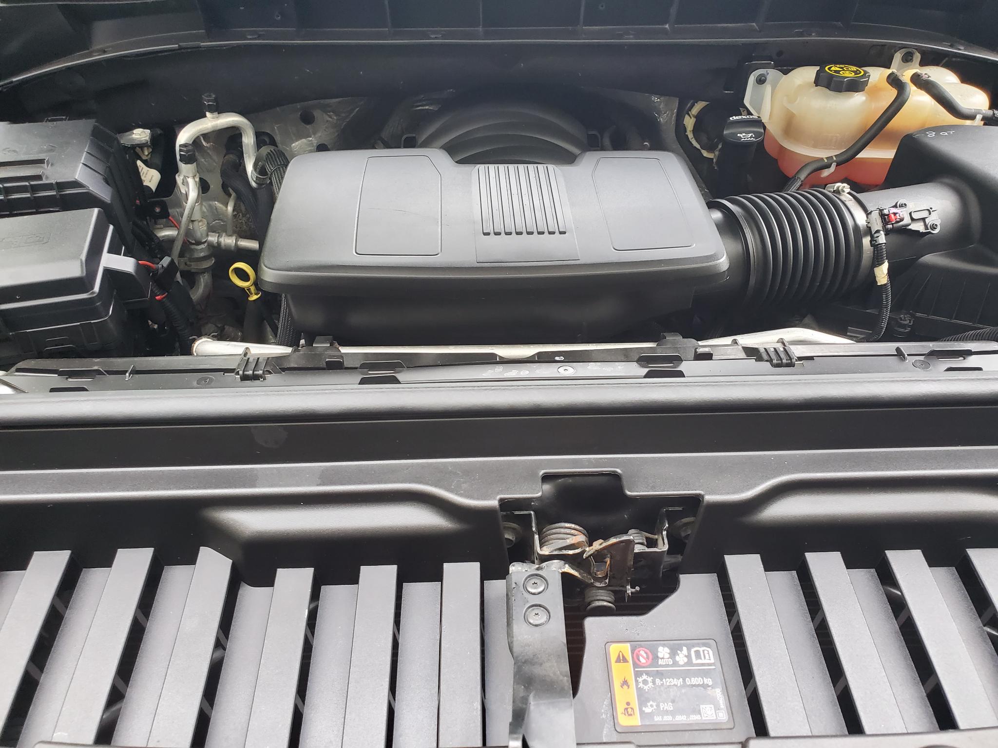 GMC Sierra 1500 4WD Crew Cab 147" AT4 2021