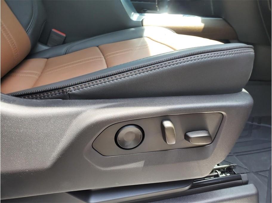 Chevrolet Silverado 1500  2024