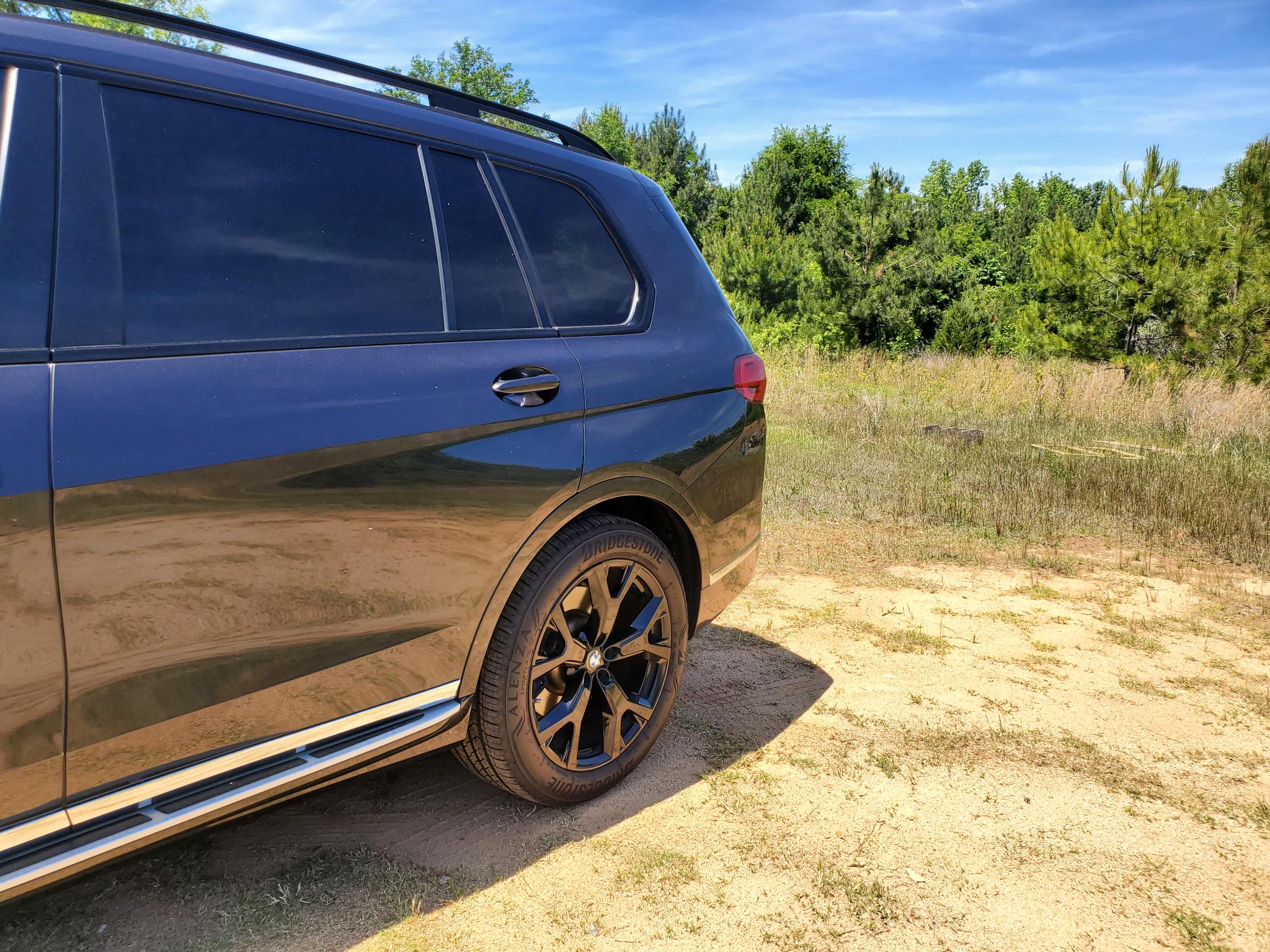 BMW X7 xDrive40i Sports Activity Vehicle 2021