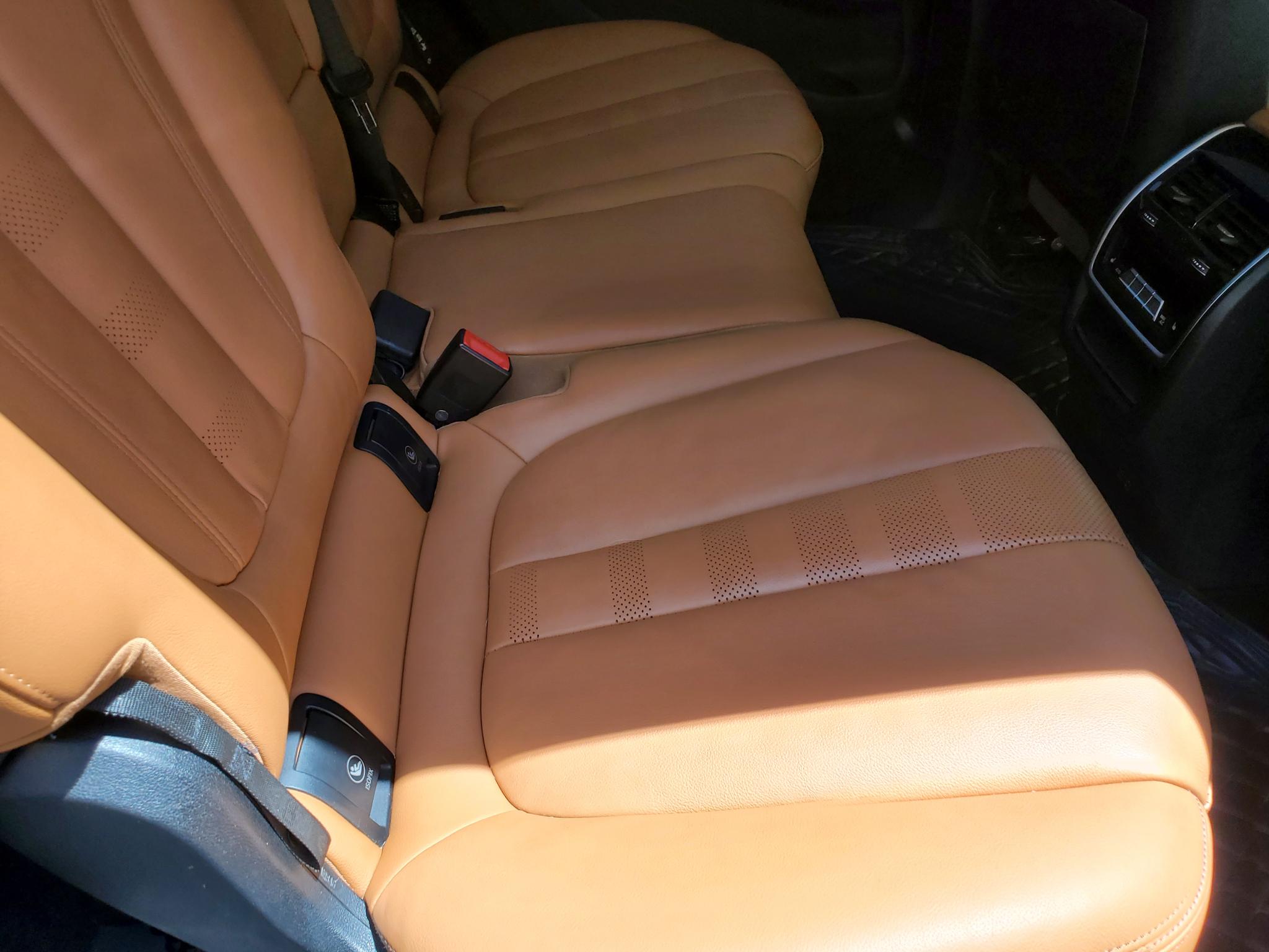 BMW X7 xDrive40i Sports Activity Vehicle 2021
