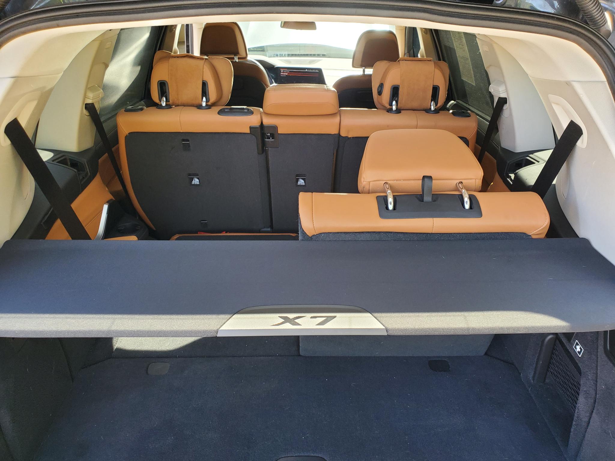 BMW X7 xDrive40i Sports Activity Vehicle 2021