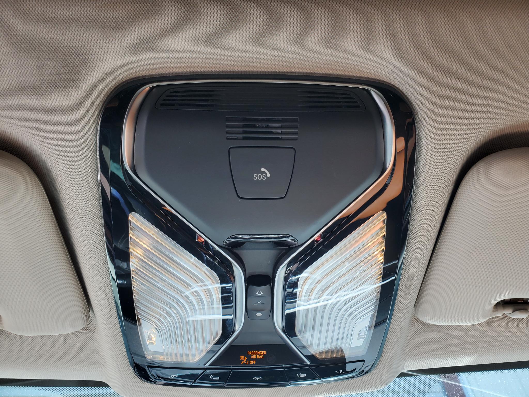 BMW X7 xDrive40i Sports Activity Vehicle 2021