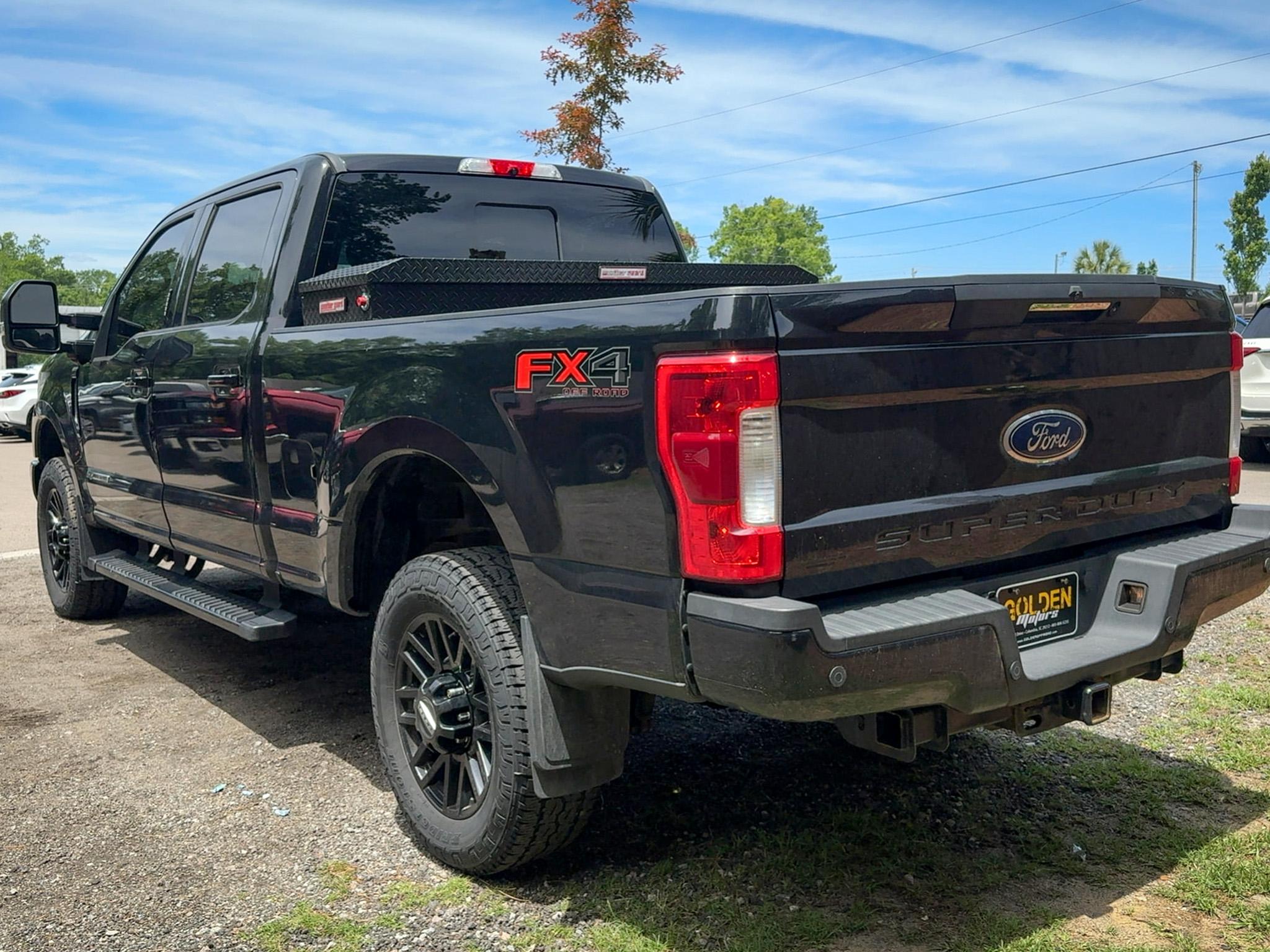 Ford Super Duty F-250 SRW Lariat 4WD Crew Cab 6.75' Box 2019