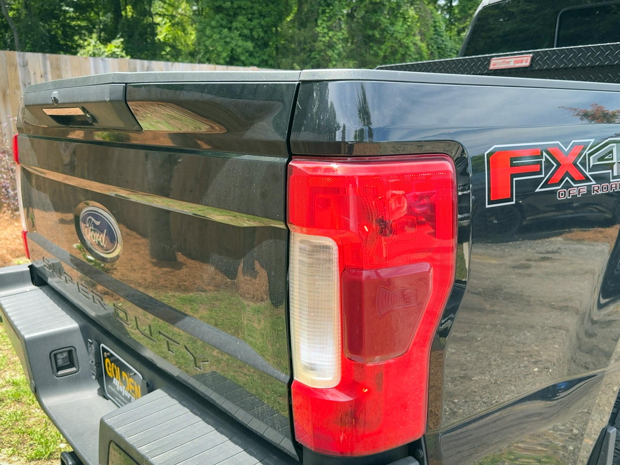 Ford Super Duty F-250 SRW Lariat 4WD Crew Cab 6.75' Box 2019