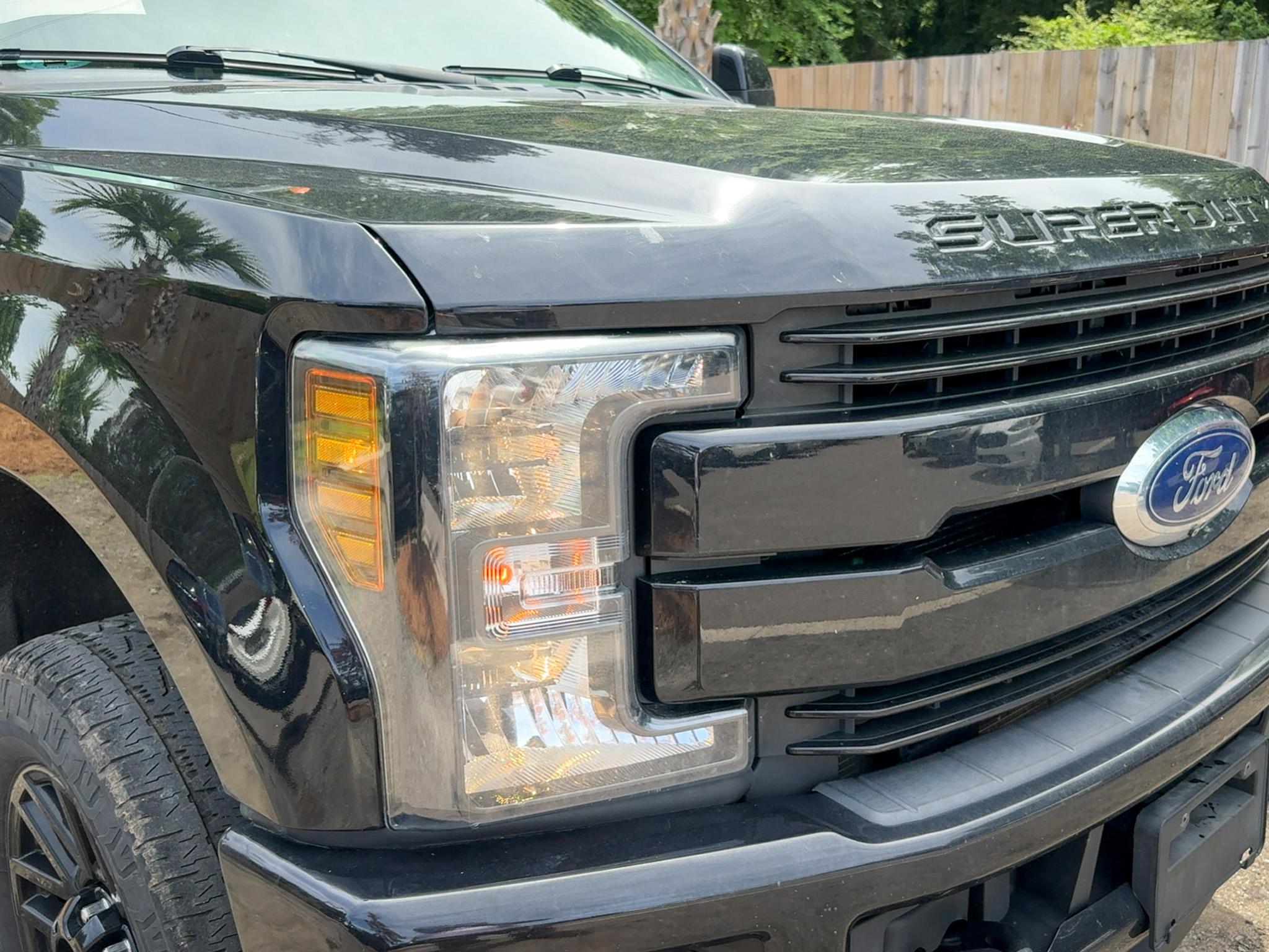 Ford Super Duty F-250 SRW Lariat 4WD Crew Cab 6.75' Box 2019
