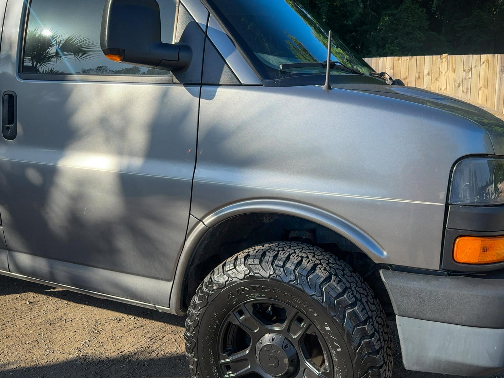 Chevrolet Express Passenger  2007