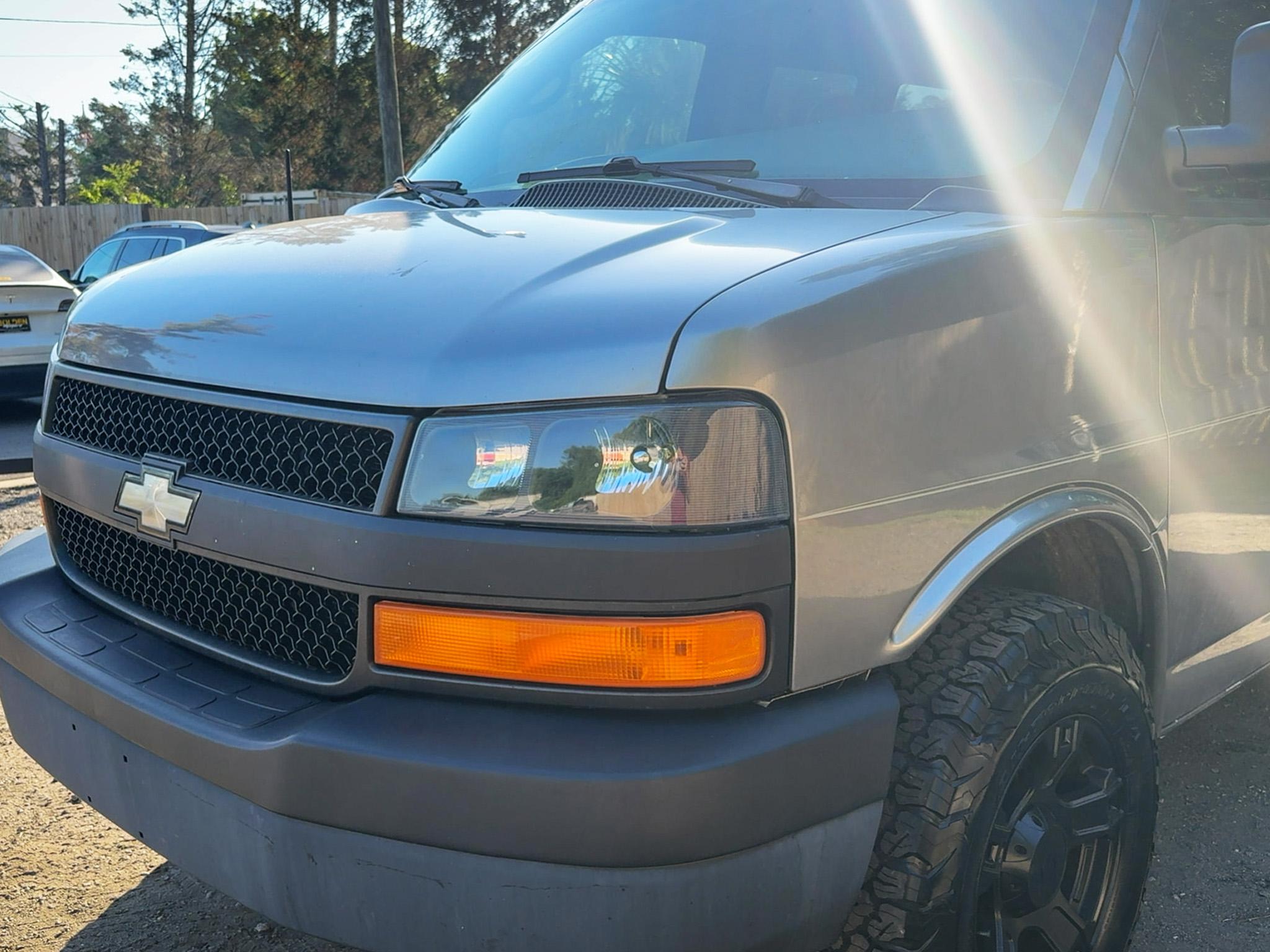 Chevrolet Express Passenger  2007