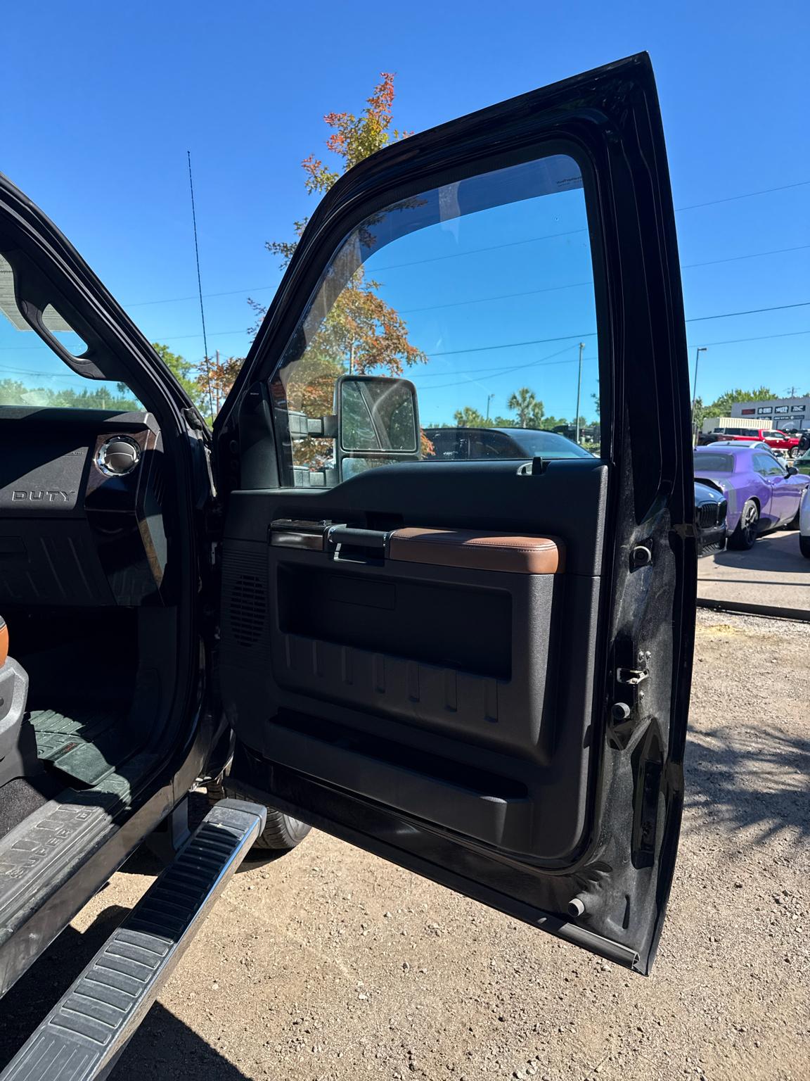 Ford Super Duty F-250 SRW 4WD Crew Cab 172" Platinum 2016