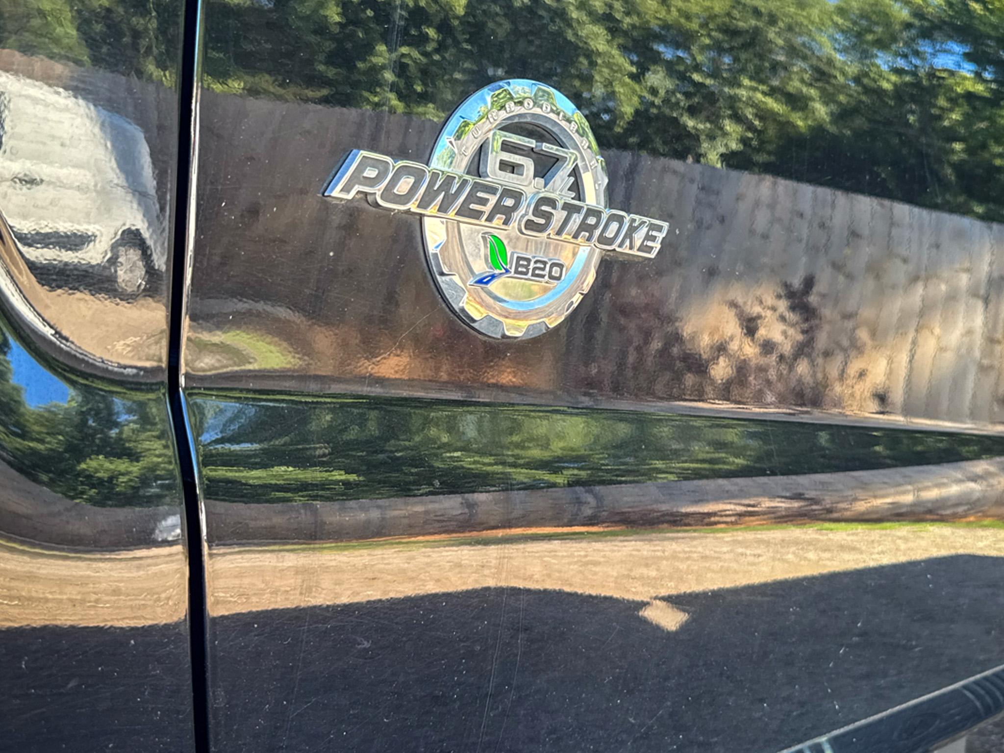 Ford Super Duty F-250 SRW 4WD Crew Cab 172" Platinum 2016