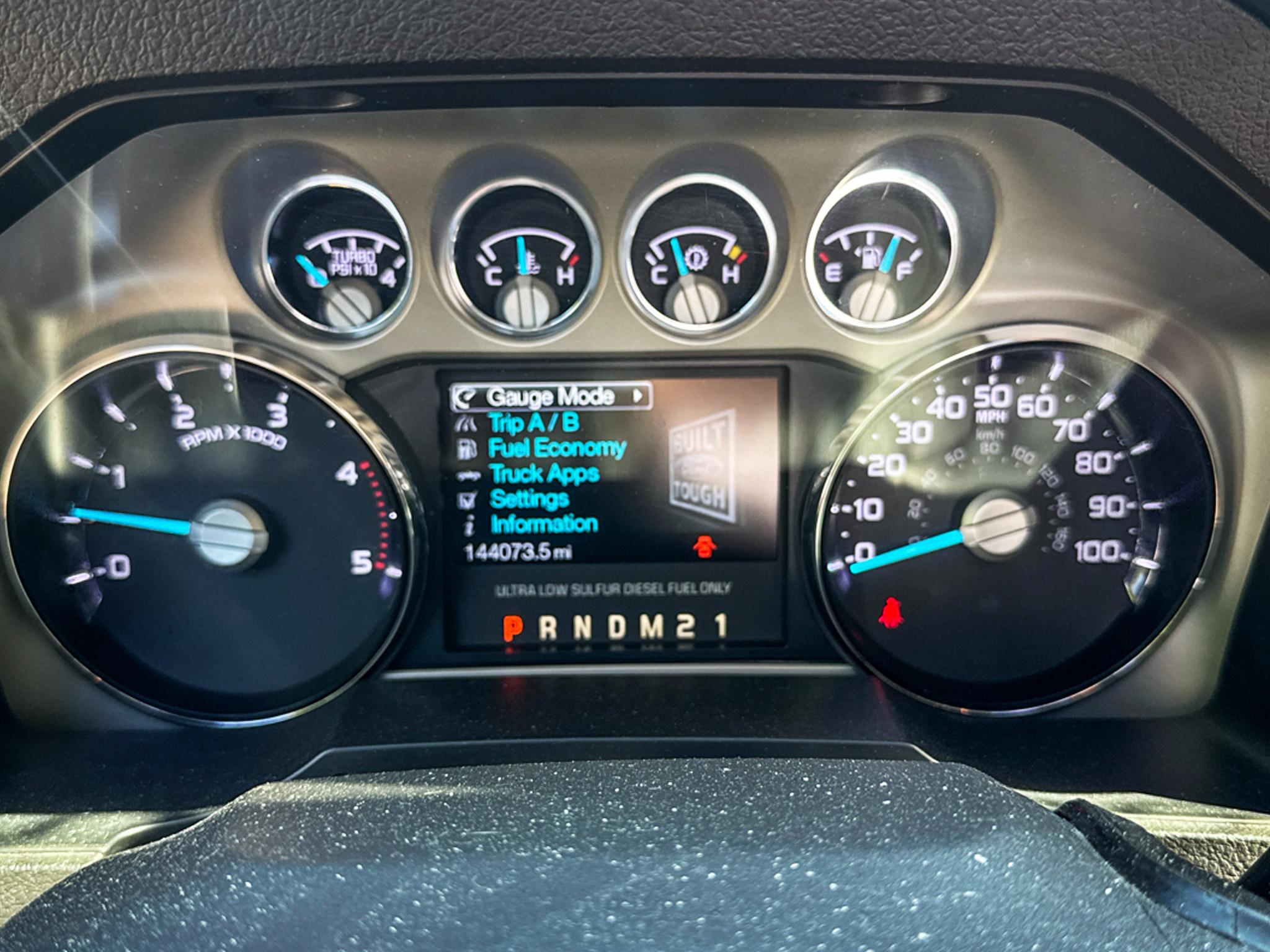 Ford Super Duty F-250 SRW 4WD Crew Cab 172" Platinum 2016