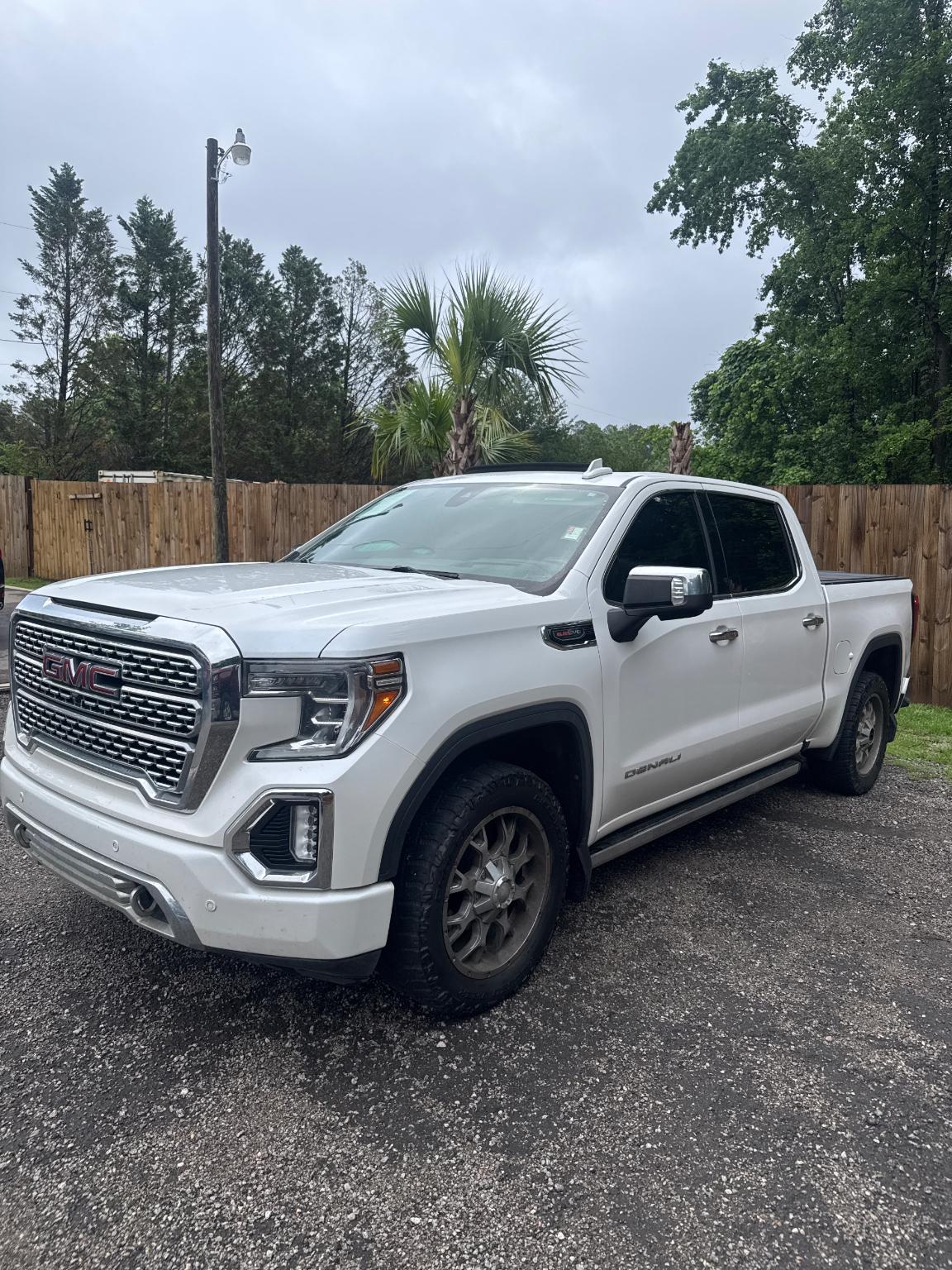 GMC Sierra 1500 4WD Crew Cab 147" Denali 2019