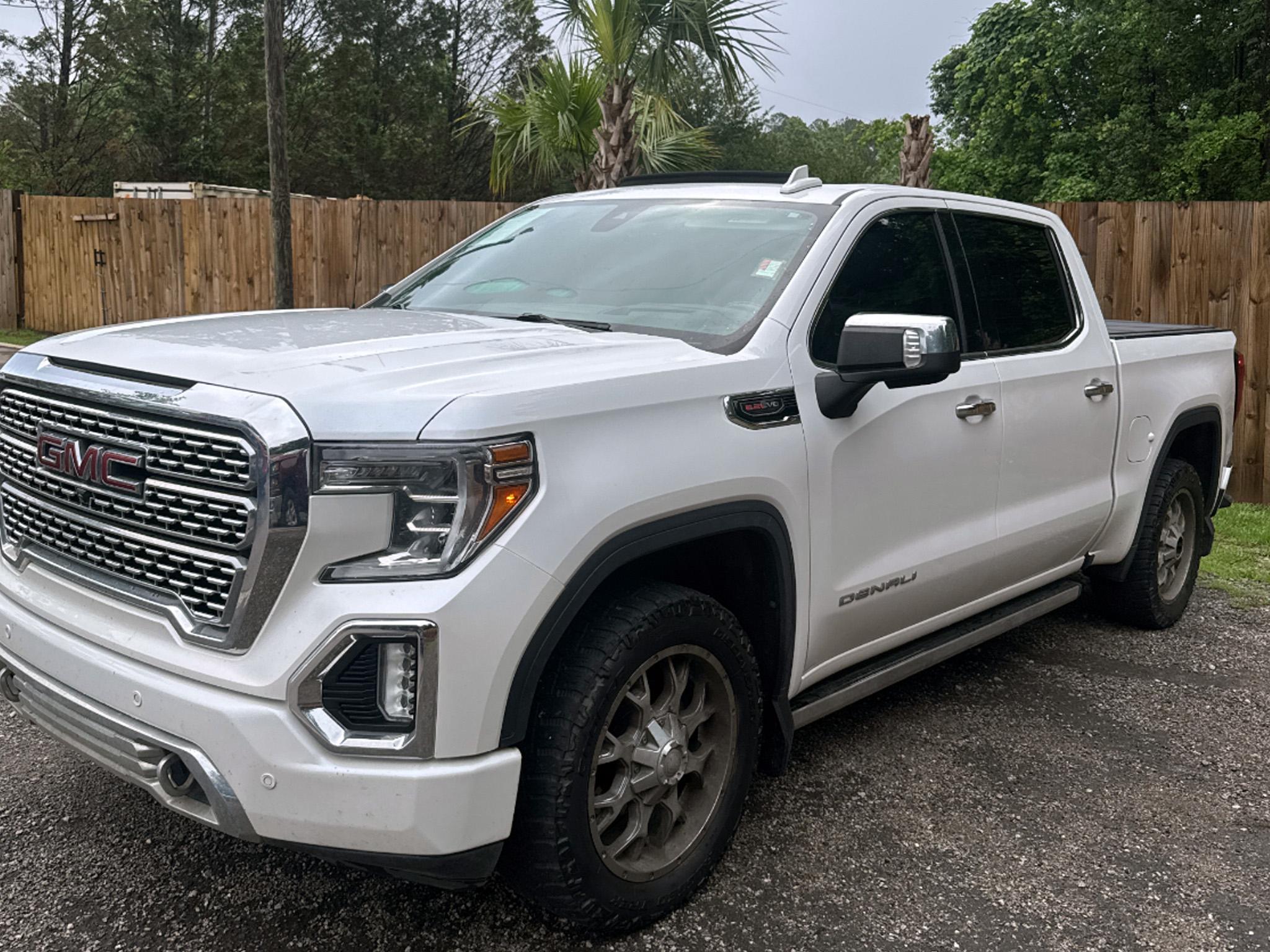 GMC Sierra 1500 4WD Crew Cab 147" Denali 2019