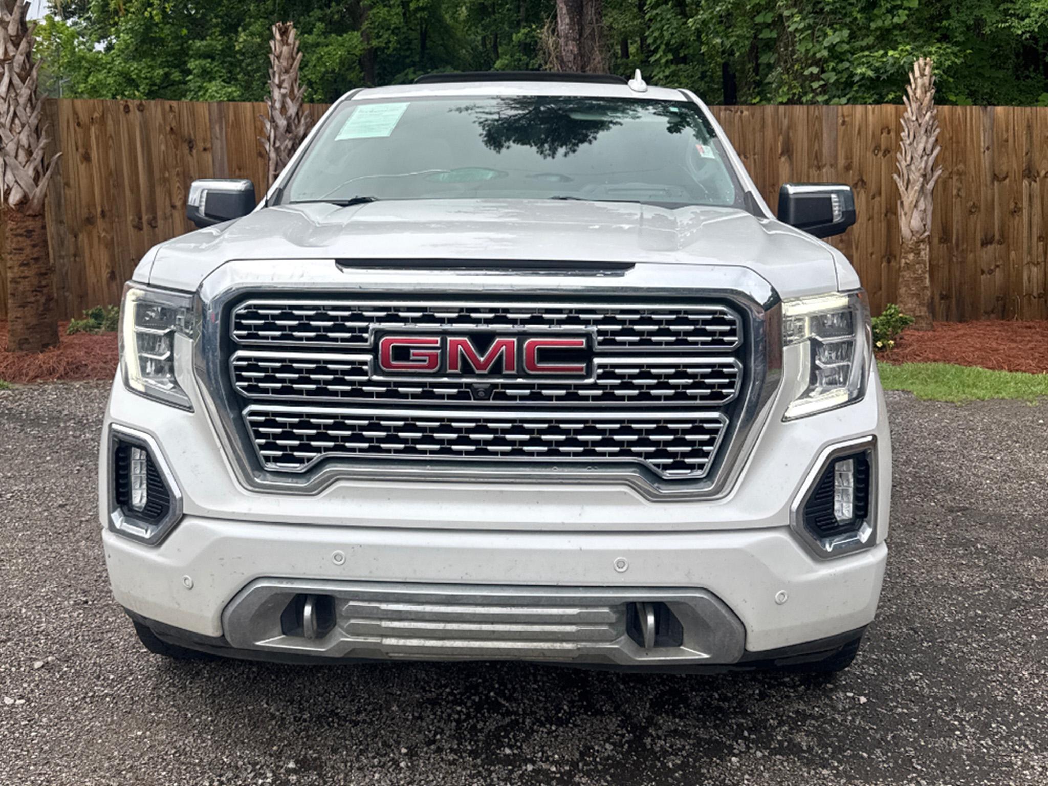 GMC Sierra 1500 4WD Crew Cab 147" Denali 2019