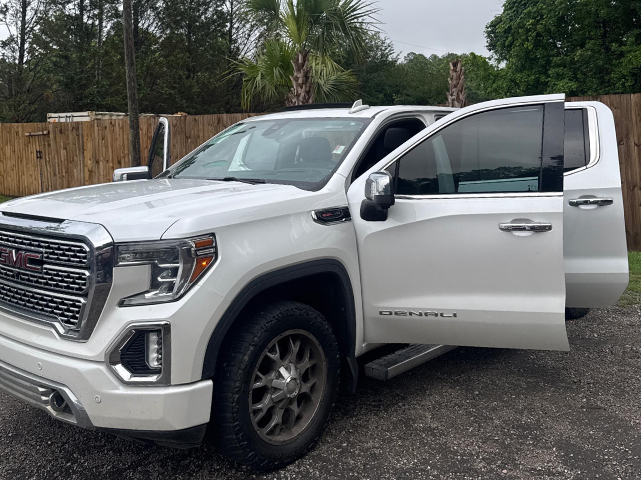 GMC Sierra 1500 4WD Crew Cab 147" Denali 2019