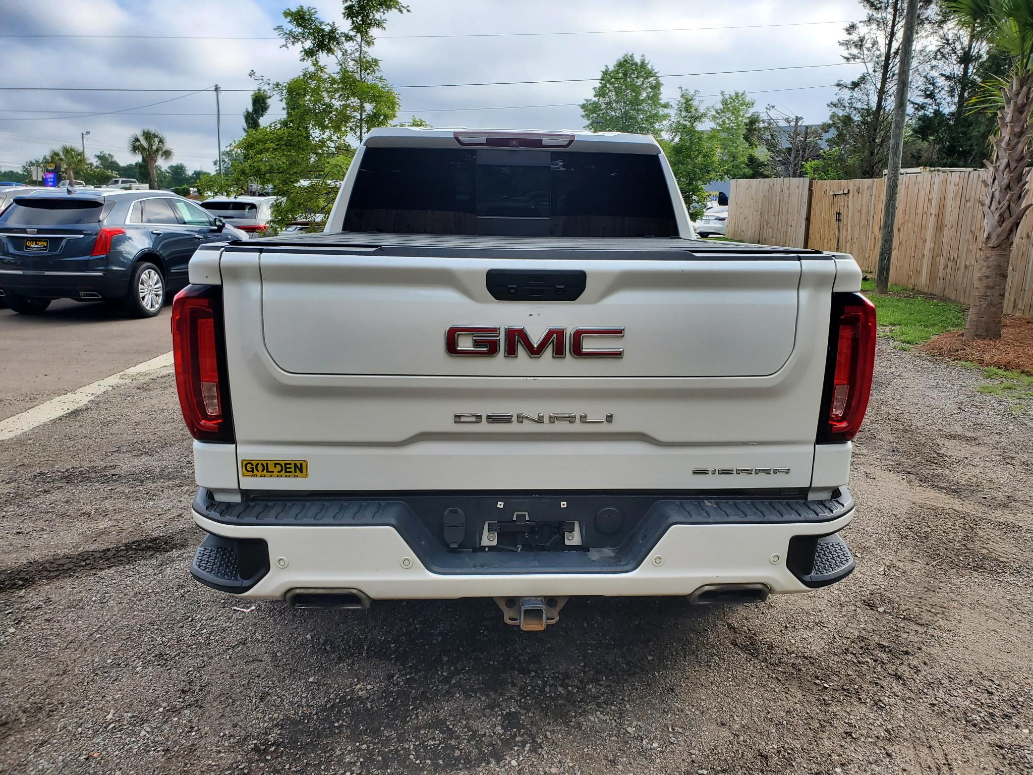 GMC Sierra 1500 4WD Crew Cab 147" Denali 2019